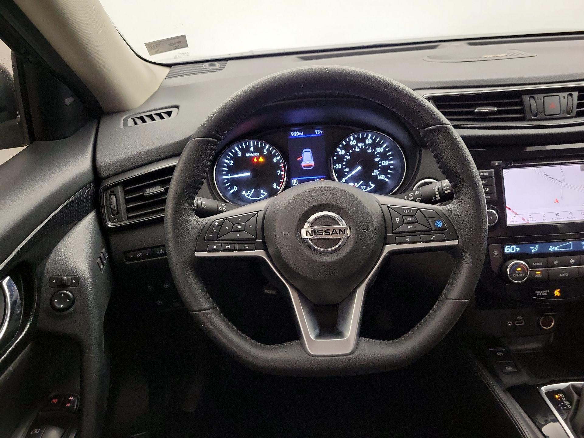 Thumbnail: 2020 Nissan Rogue - 10