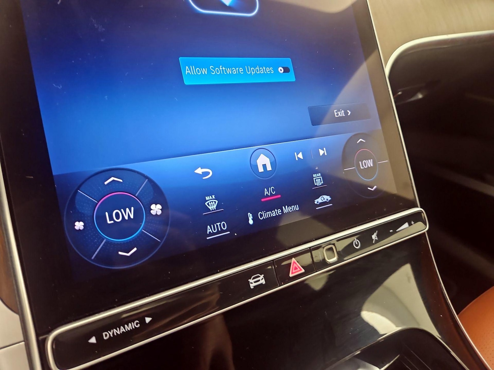 2023 Mercedes-Benz C-Class Sedan C 300 - Photo 17