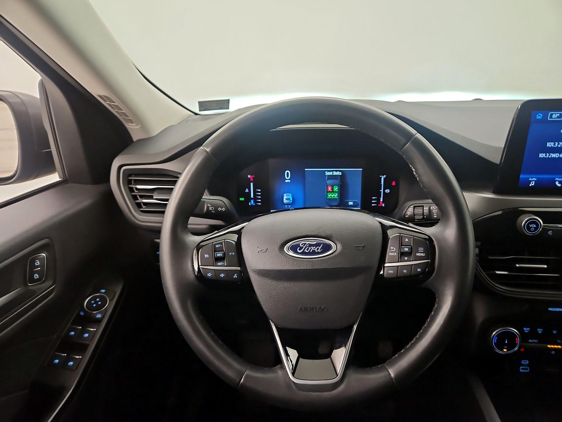 Thumbnail: 2023 Ford Escape - 10