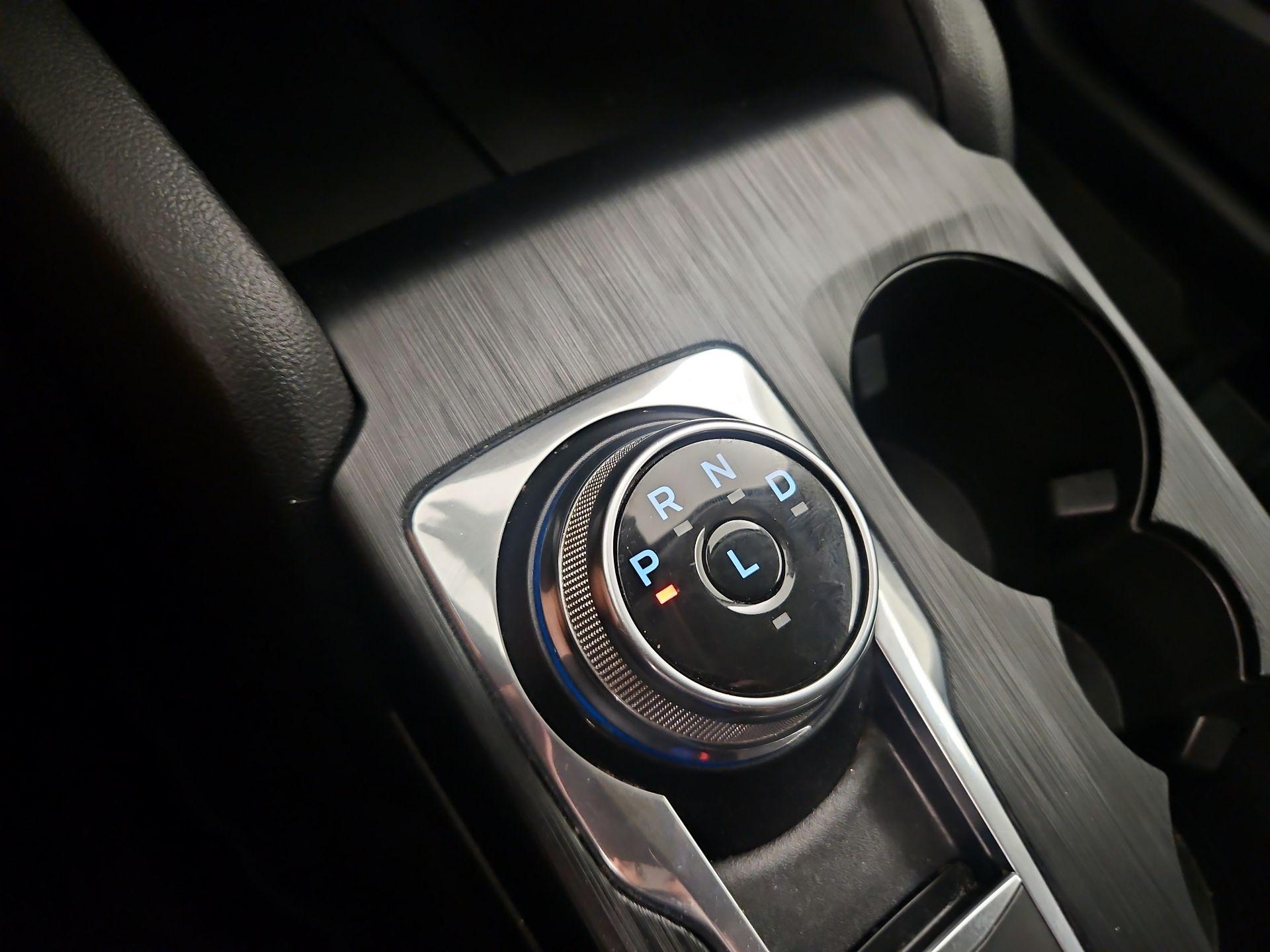 Thumbnail: 2023 Ford Escape - 18