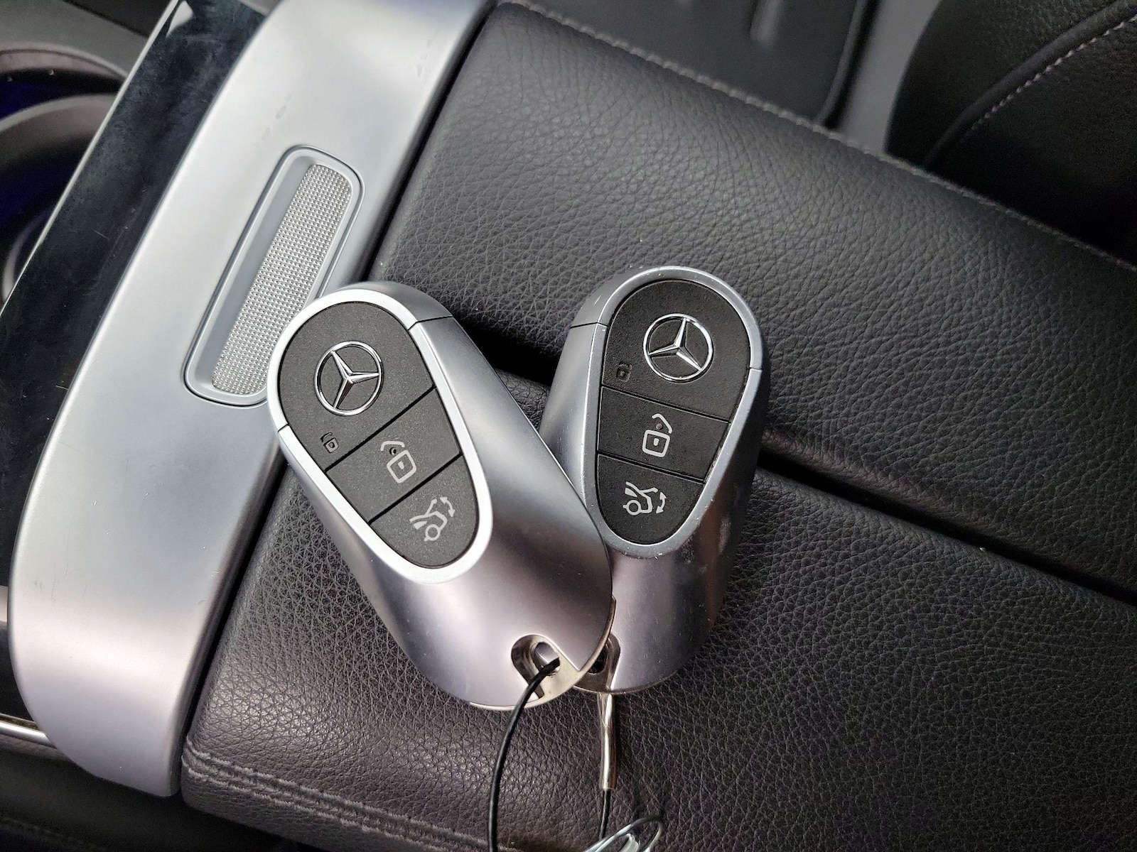 2023 Mercedes-Benz GLC GLC 300 - Photo 25