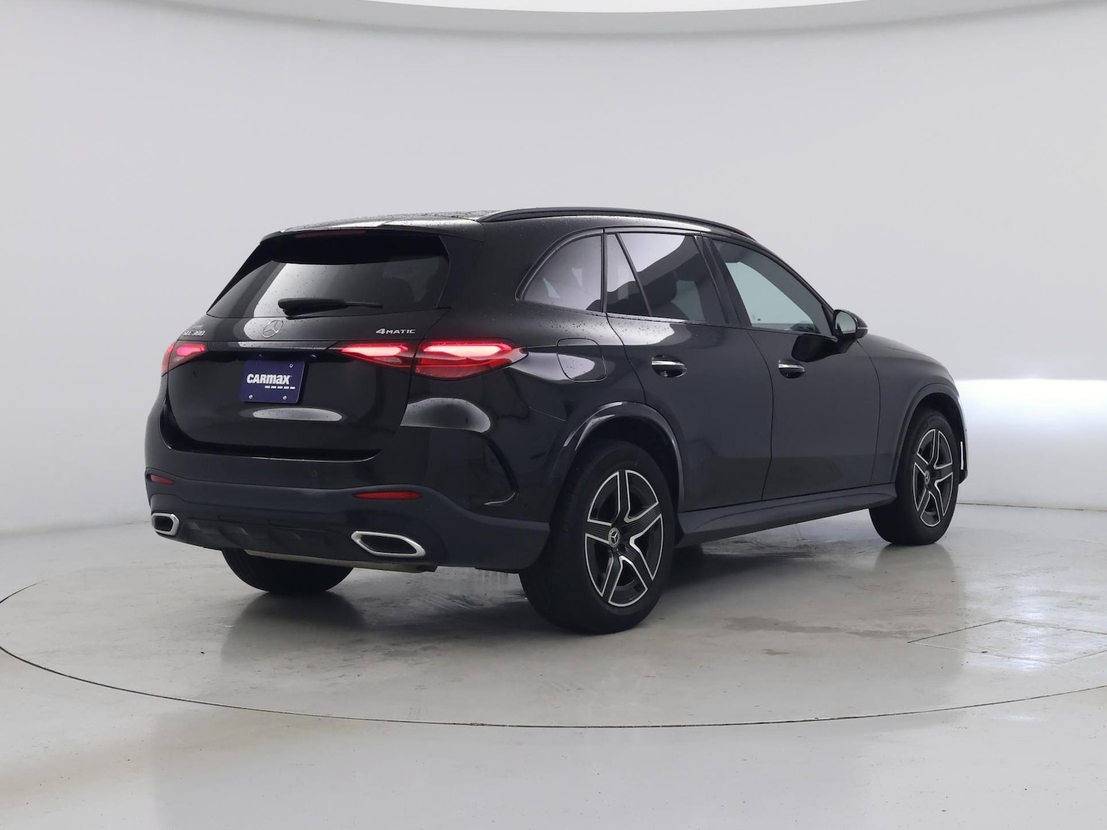 2023 Mercedes-Benz GLC GLC 300 - Photo 9