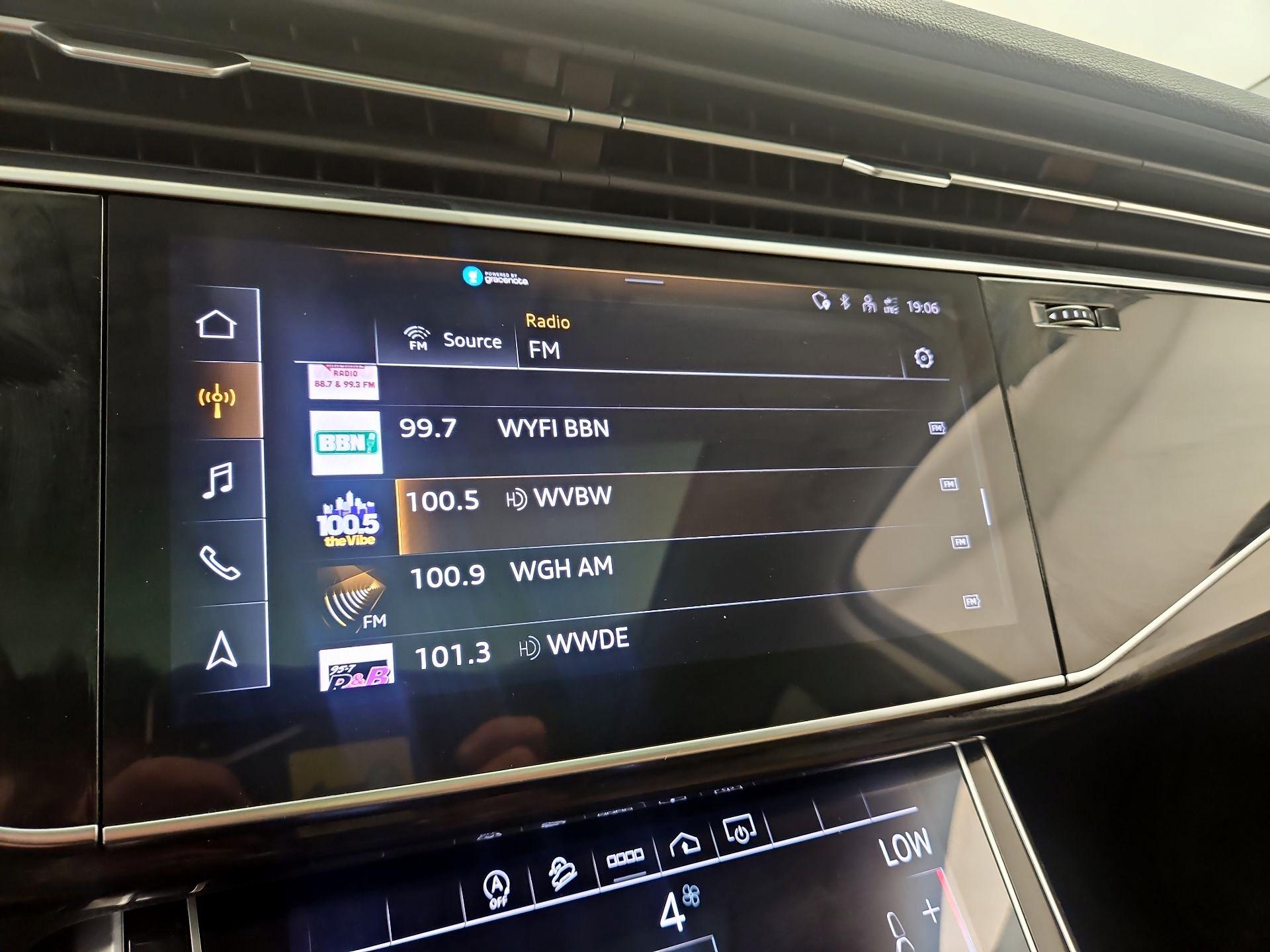 Thumbnail: 2023 Audi Q7 - 14