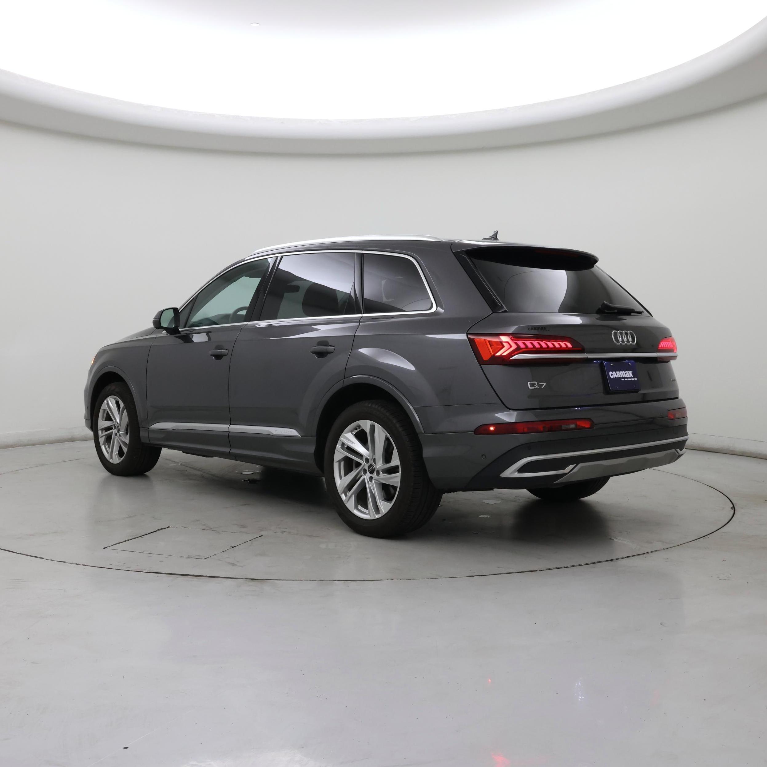 Thumbnail: 2023 Audi Q7 - 2