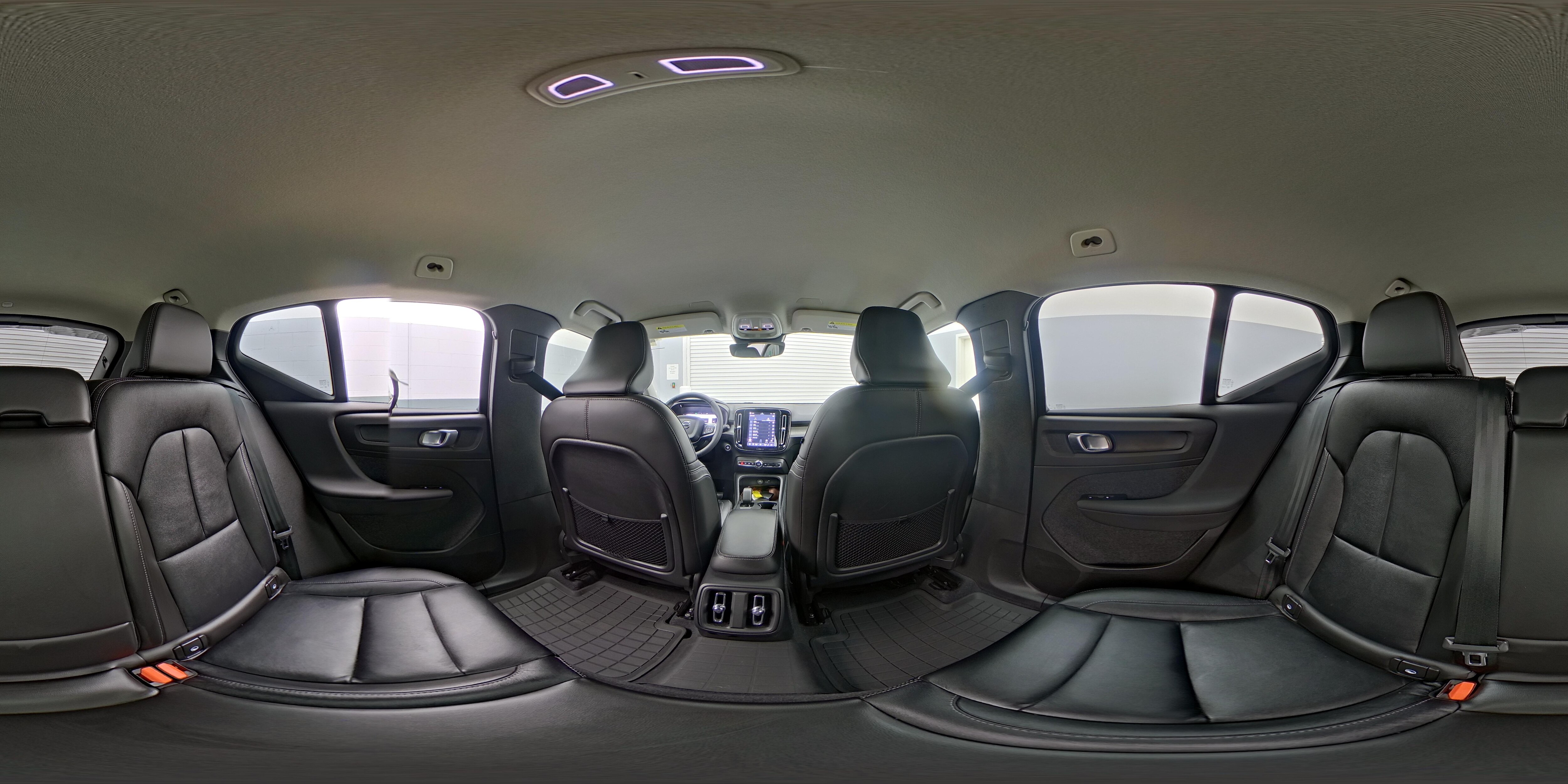 2024 Volvo XC40 Core - Photo 24