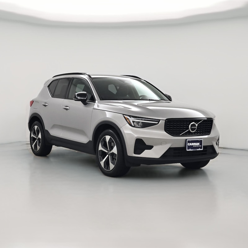 2024 Volvo XC40 B5 Core Bright Theme