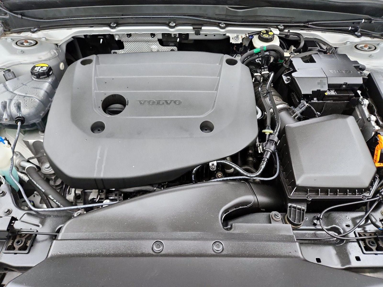 2024 Volvo XC40 Core - Photo 21