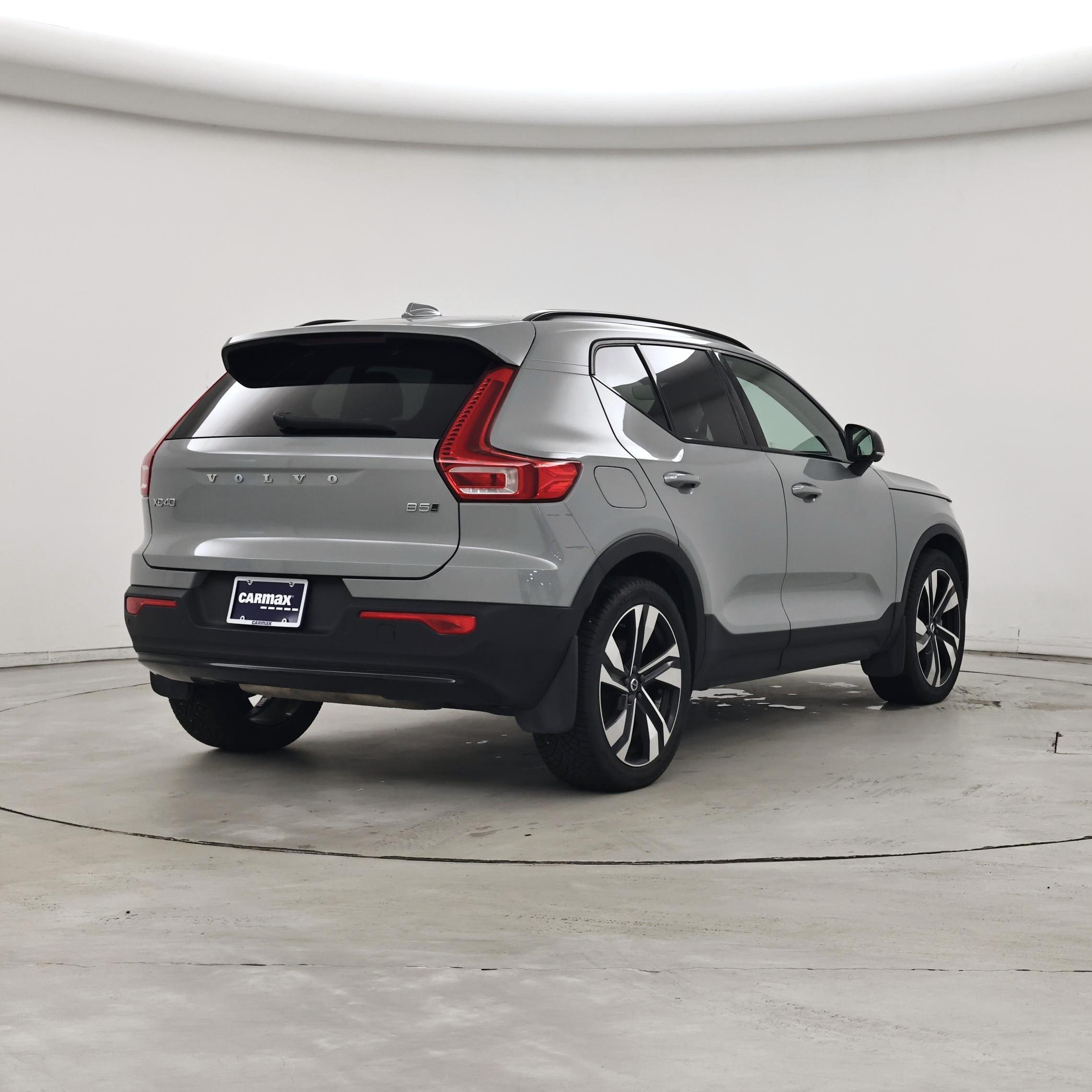 Thumbnail: 2024 Volvo XC40 - 8