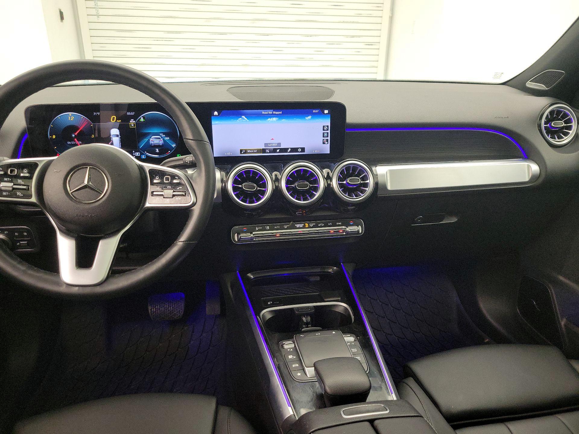 Thumbnail: 2023 Mercedes-Benz GLB - 9