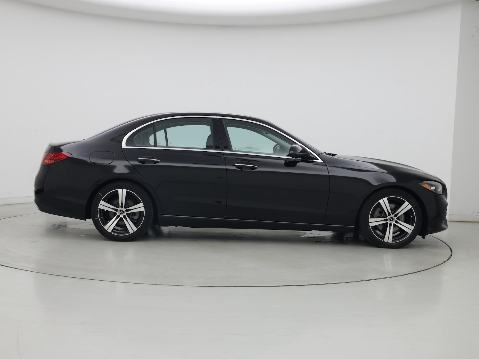 2025 Mercedes-Benz C-Class Sedan C 300 - Photo 8