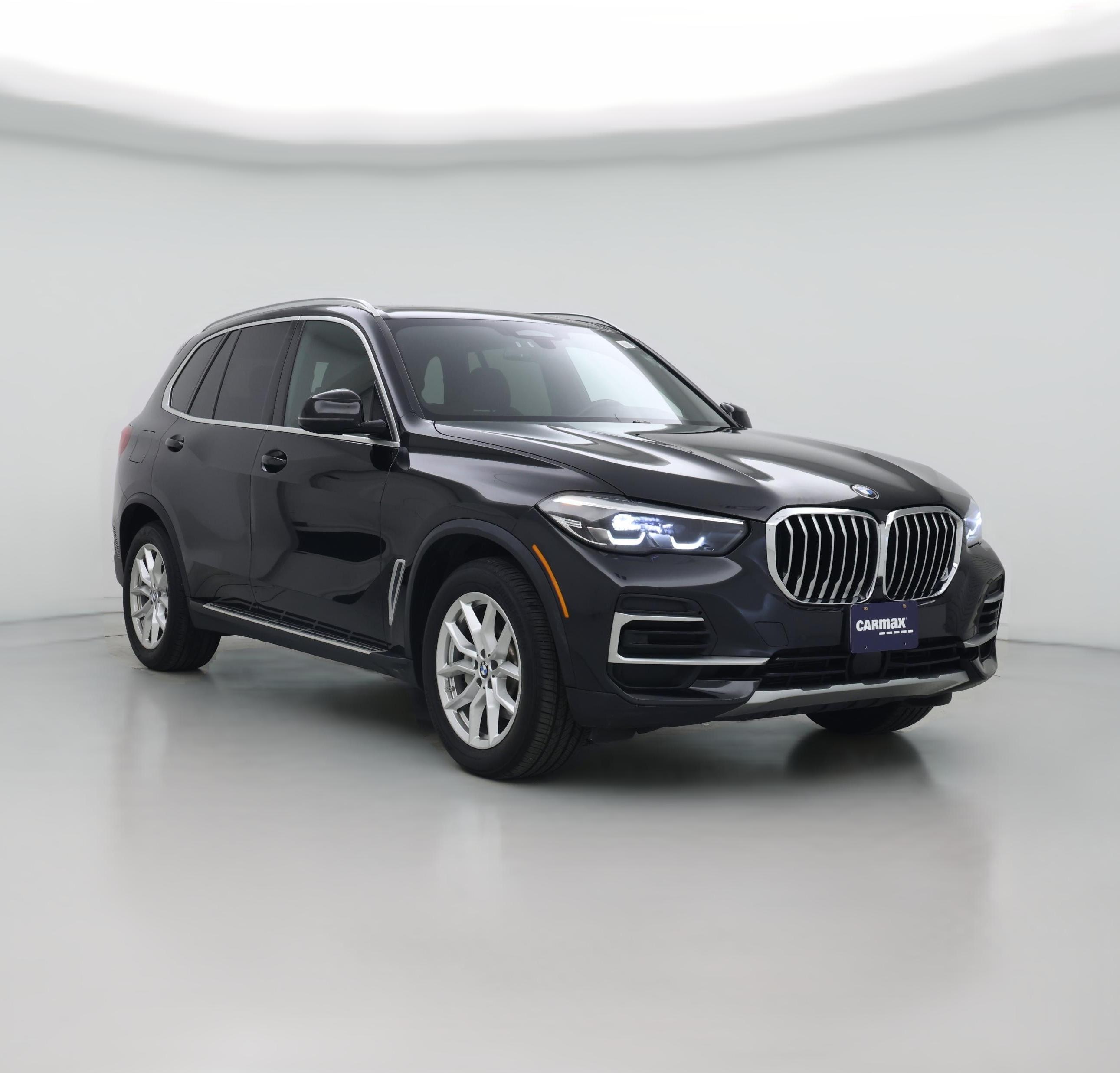 Thumbnail: 2023 BMW X5 - 1