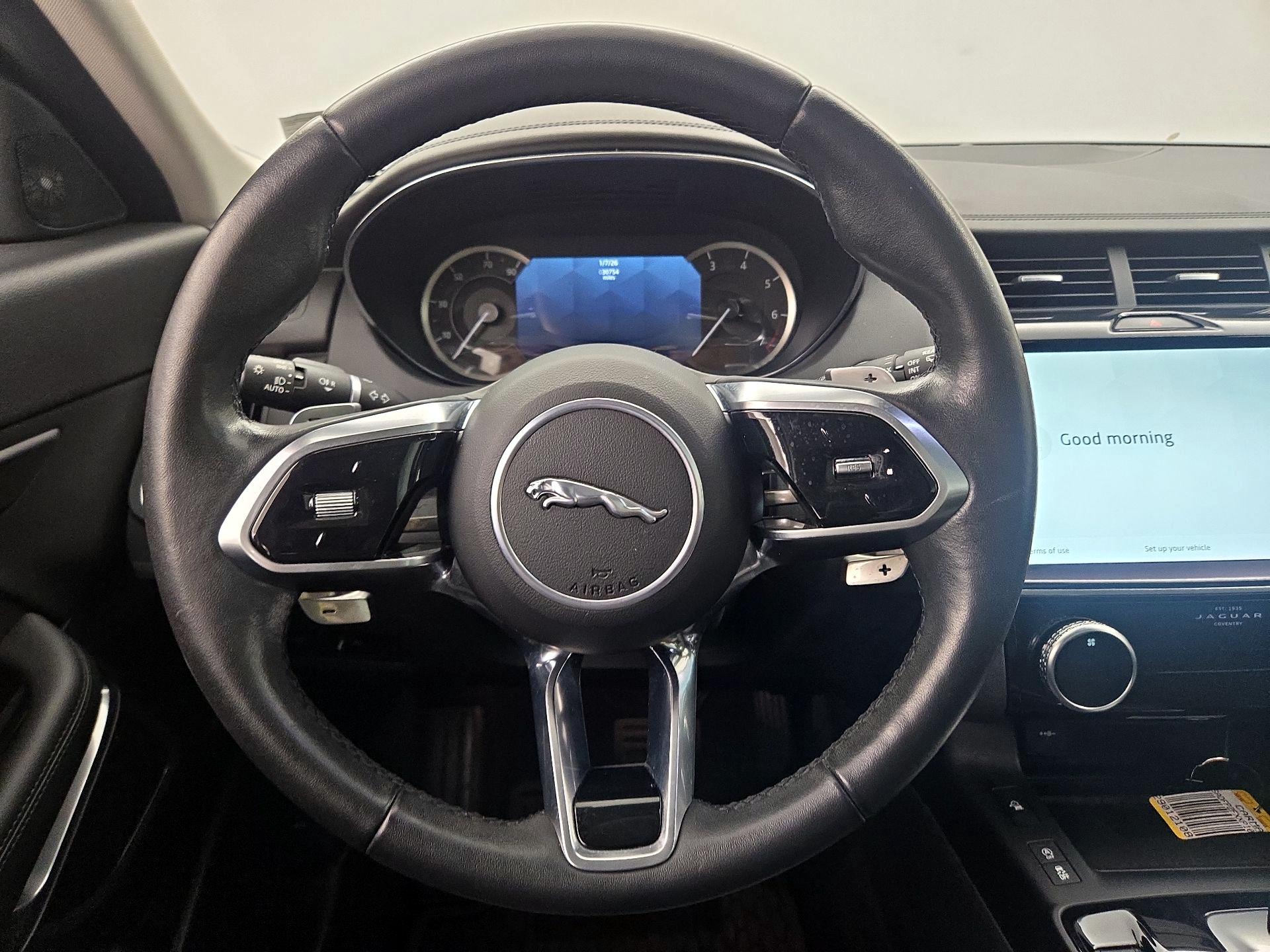Thumbnail: 2023 Jaguar E-Pace - 10