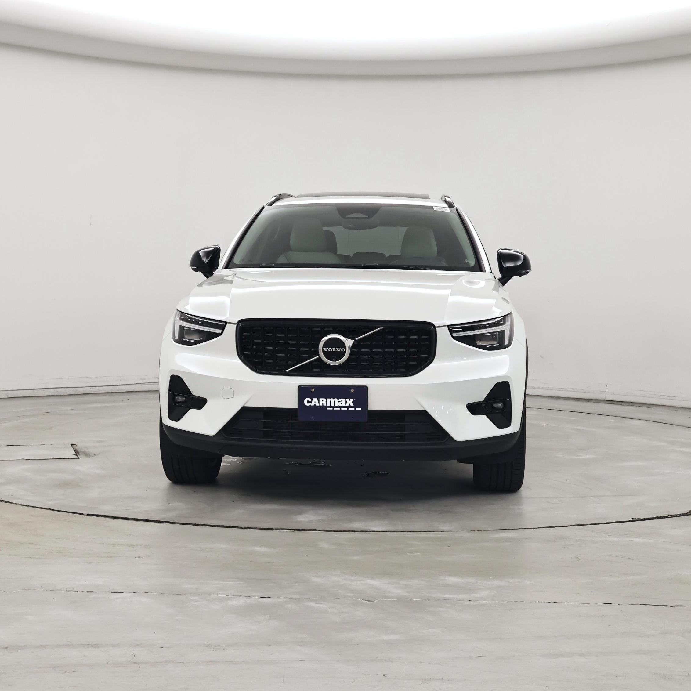 Thumbnail: 2024 Volvo XC40 - 5
