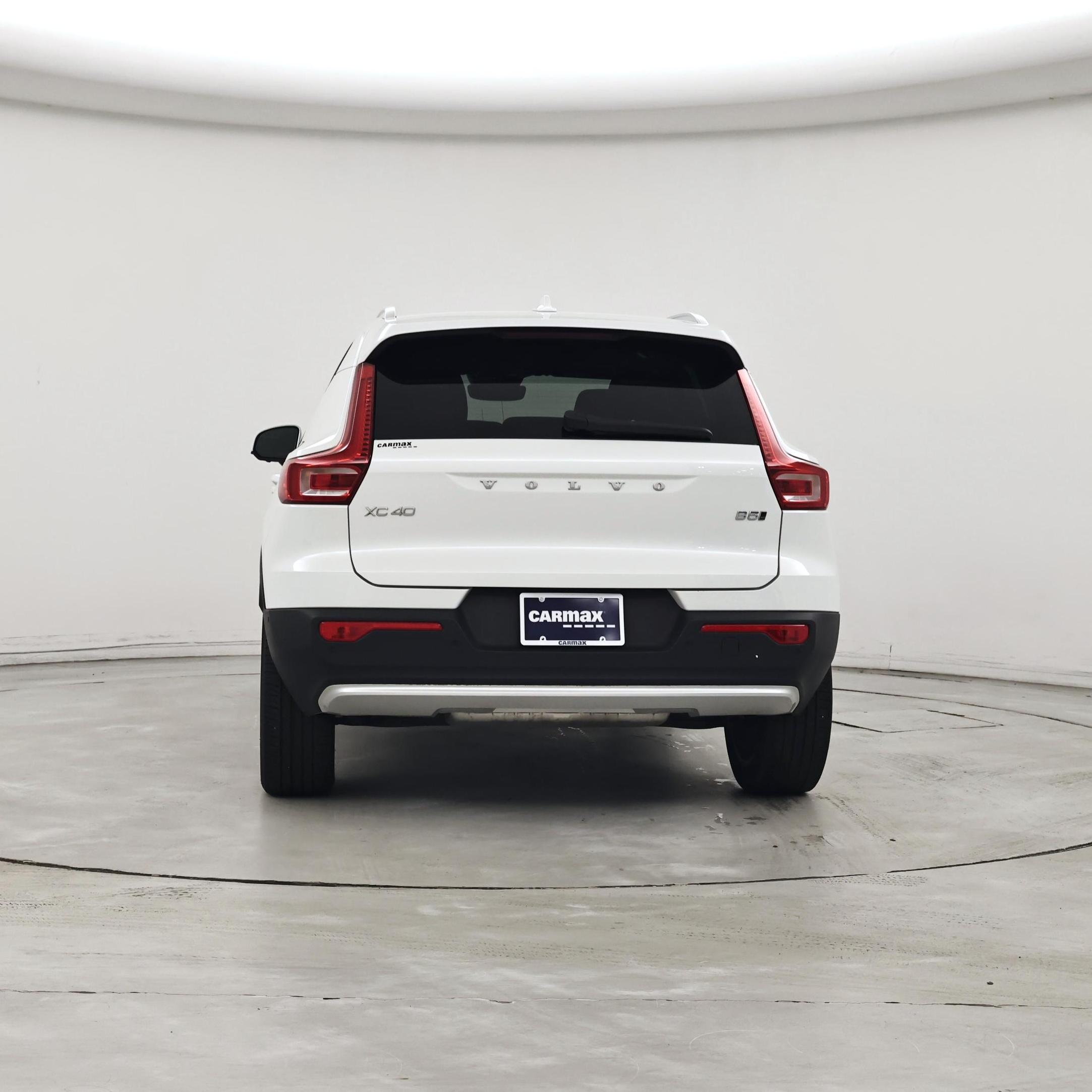 Thumbnail: 2024 Volvo XC40 - 6