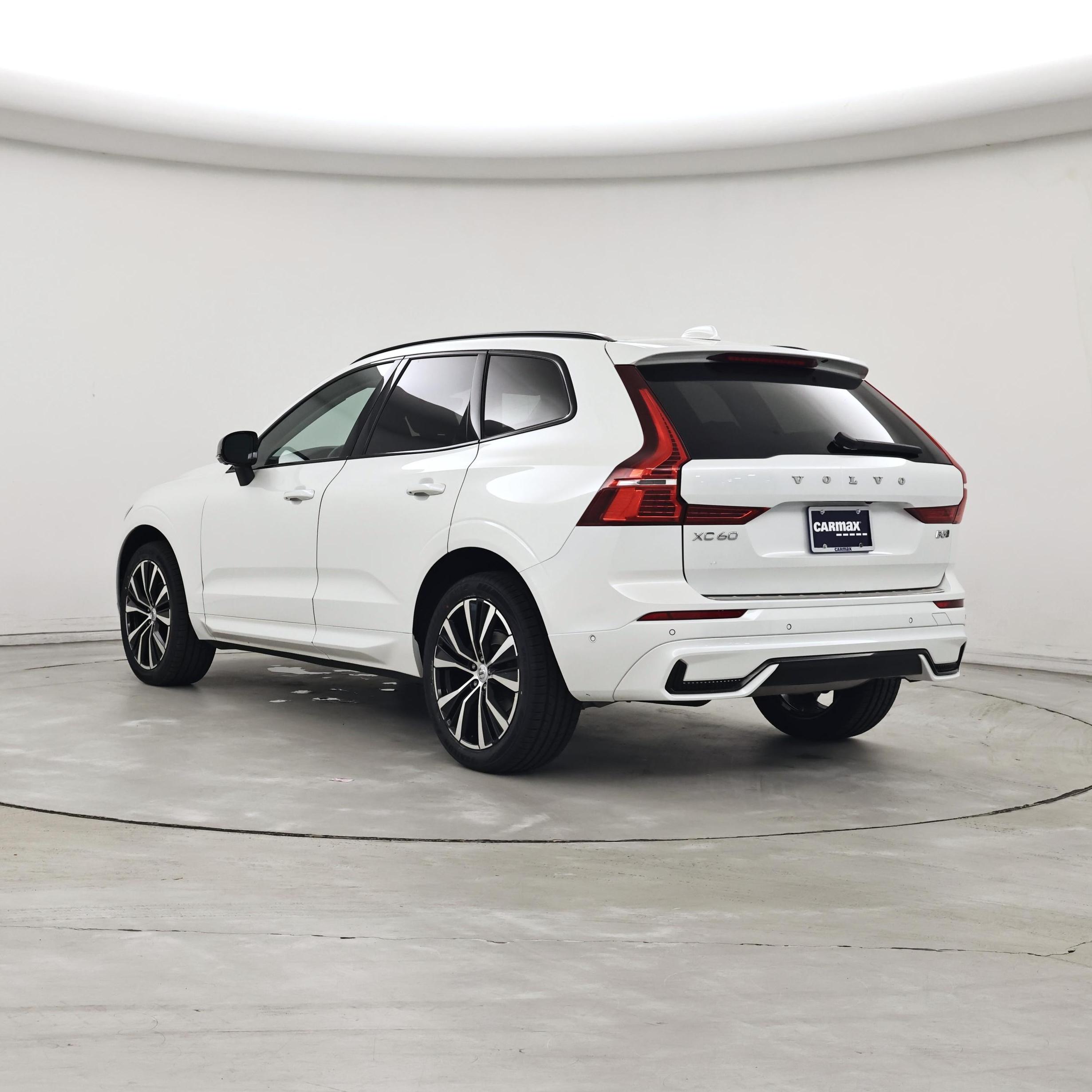 Thumbnail: 2023 Volvo XC60 - 2