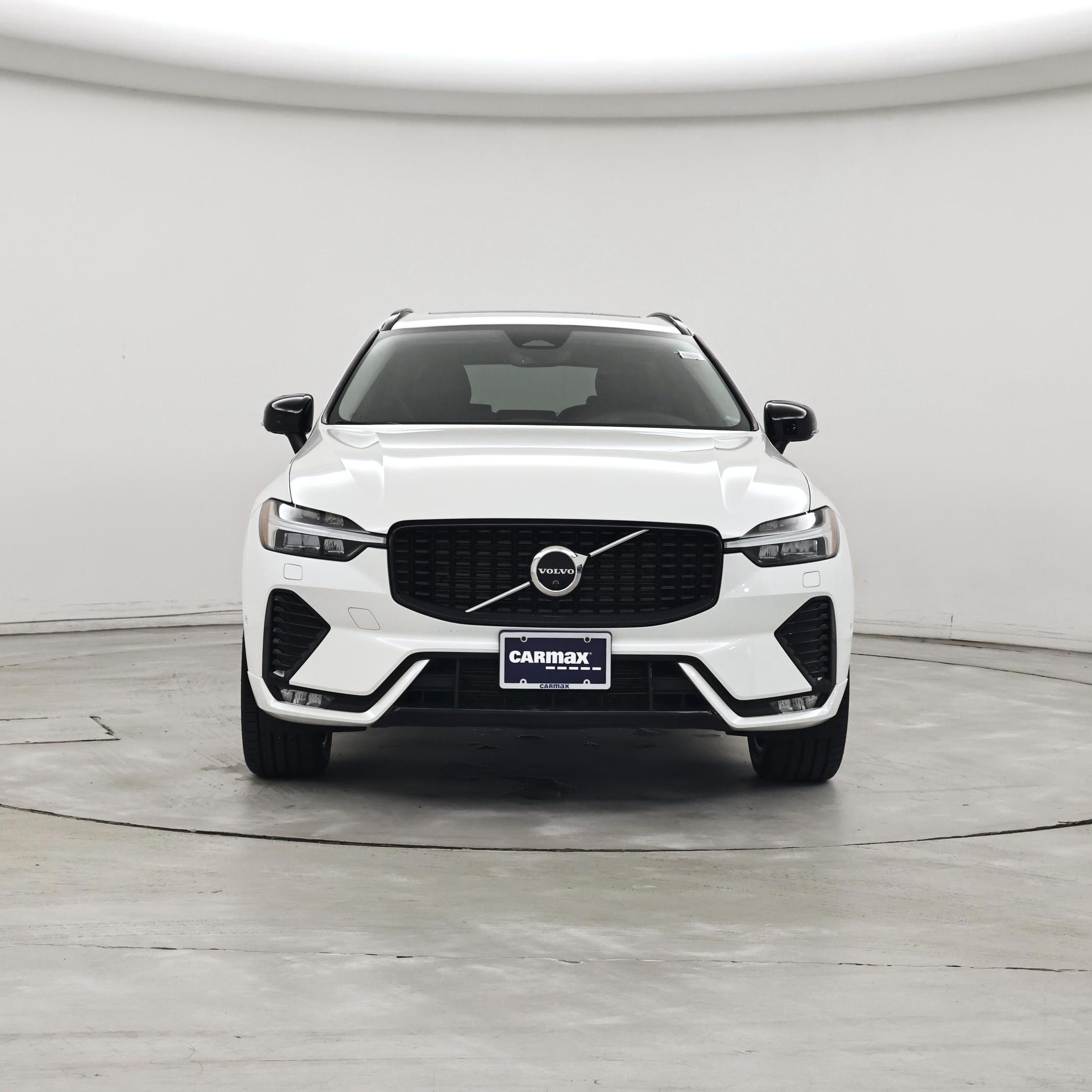 Thumbnail: 2023 Volvo XC60 - 5