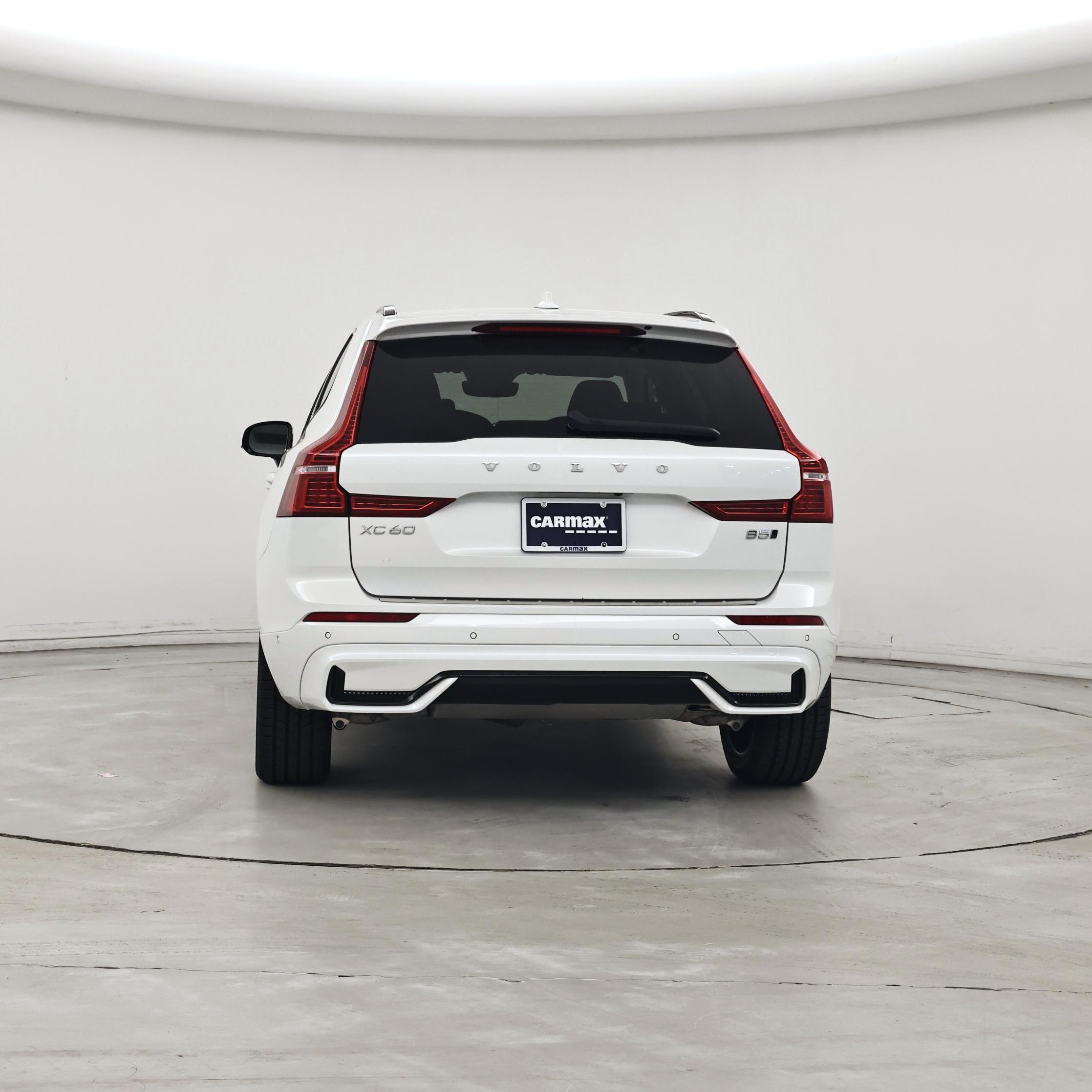 Thumbnail: 2023 Volvo XC60 - 6