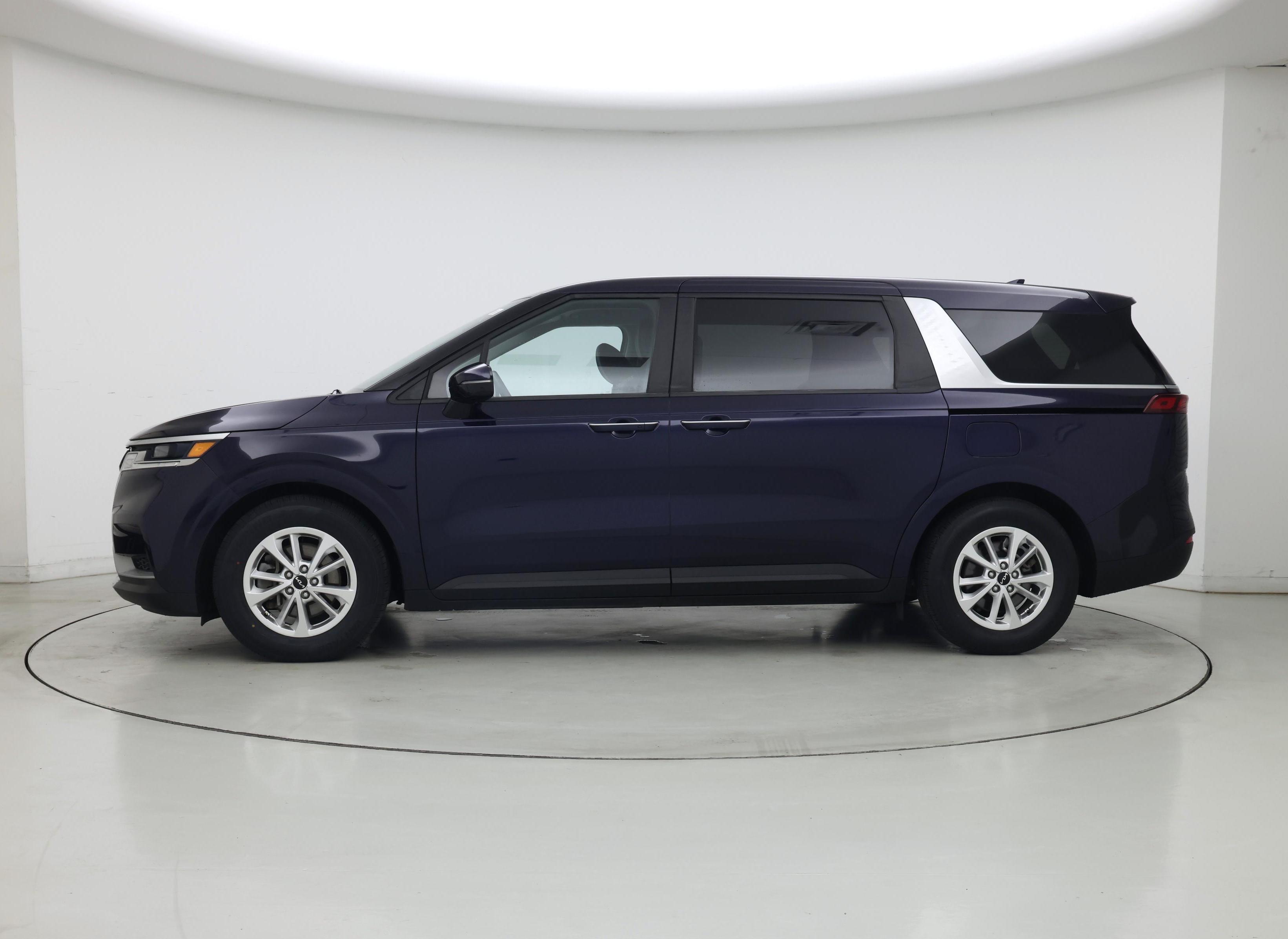 Thumbnail: 2023 Kia Carnival - 3