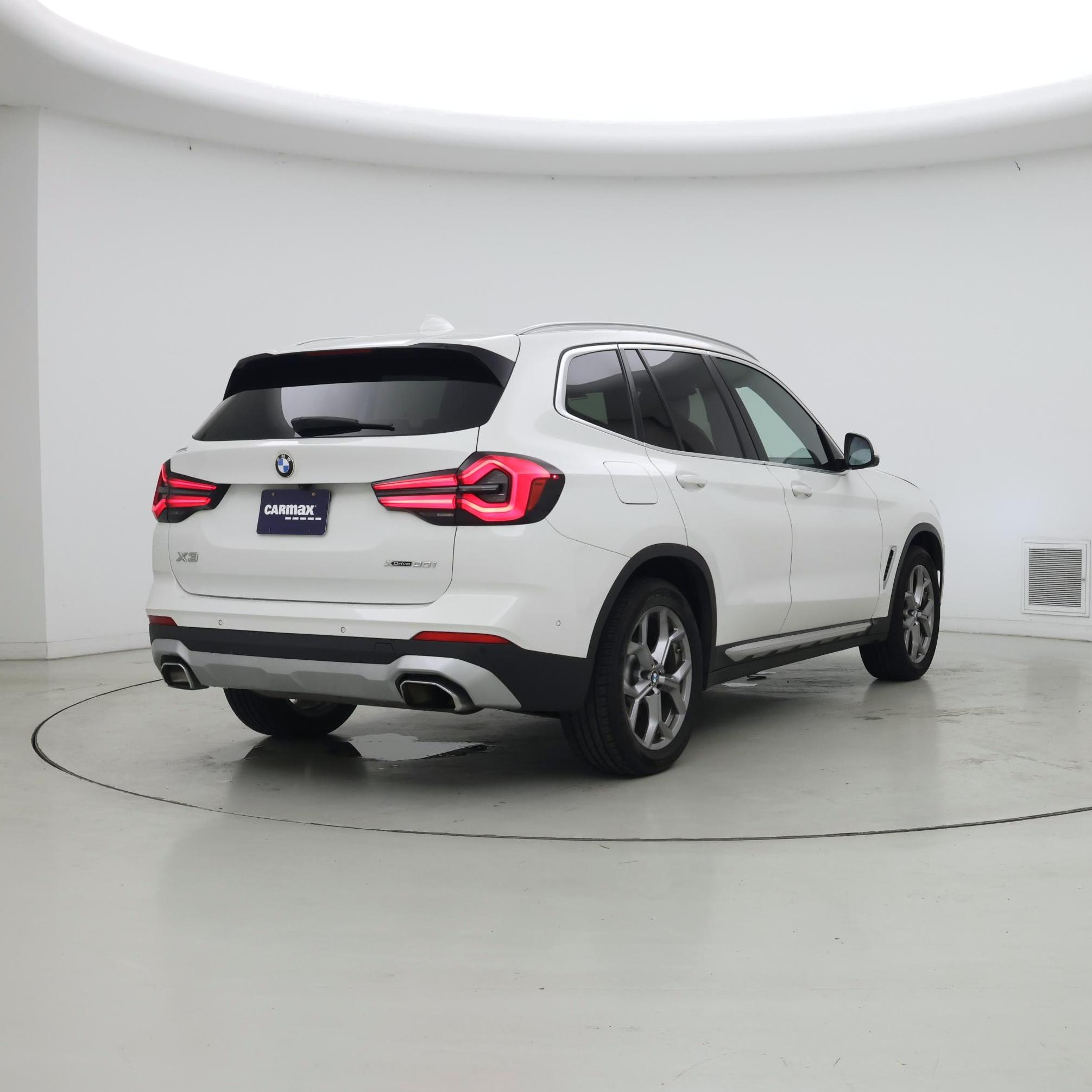 Thumbnail: 2024 BMW X3 - 8