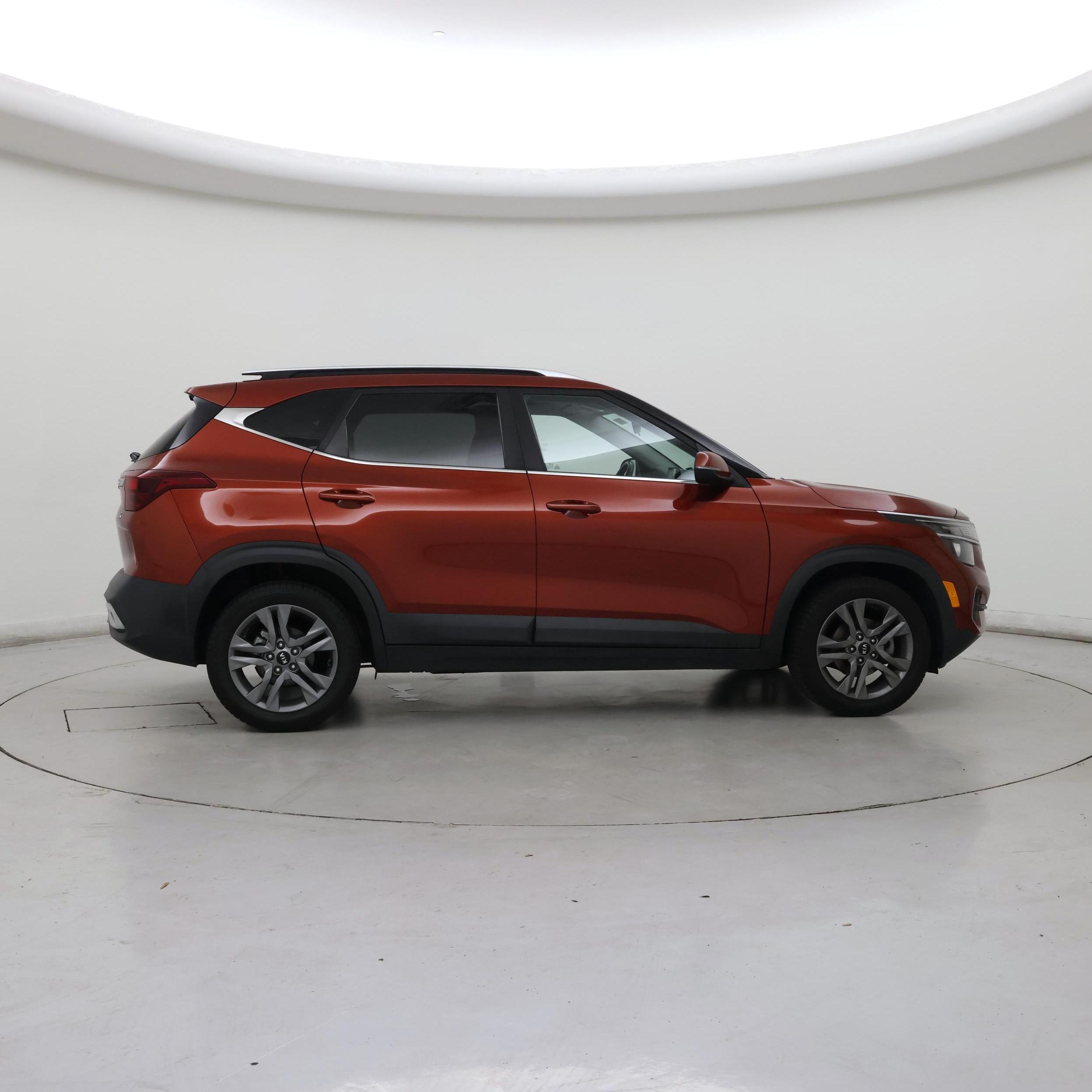 Thumbnail: 2021 Kia Seltos - 7