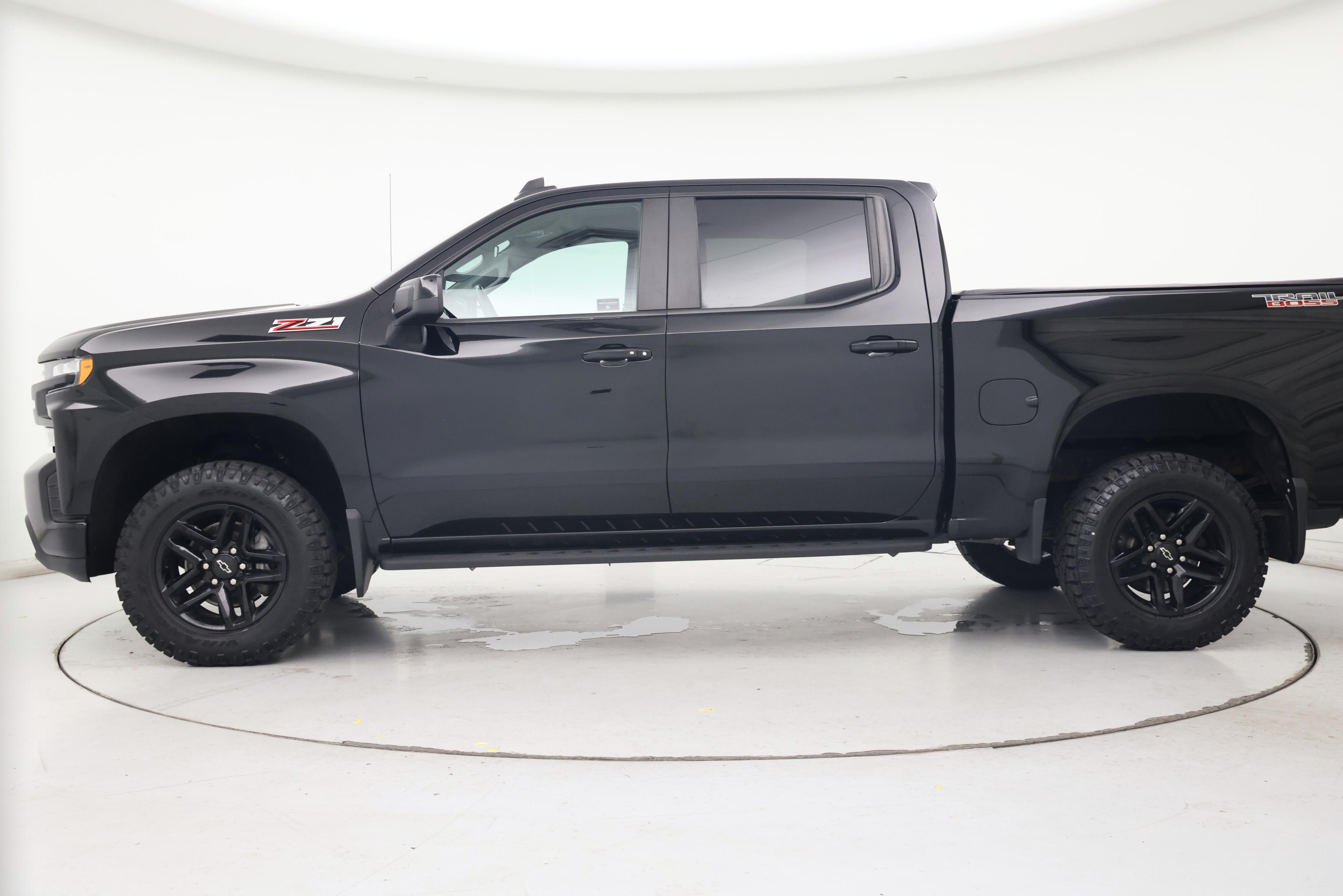 Thumbnail: 2022 Chevrolet Silverado 1500 - 3