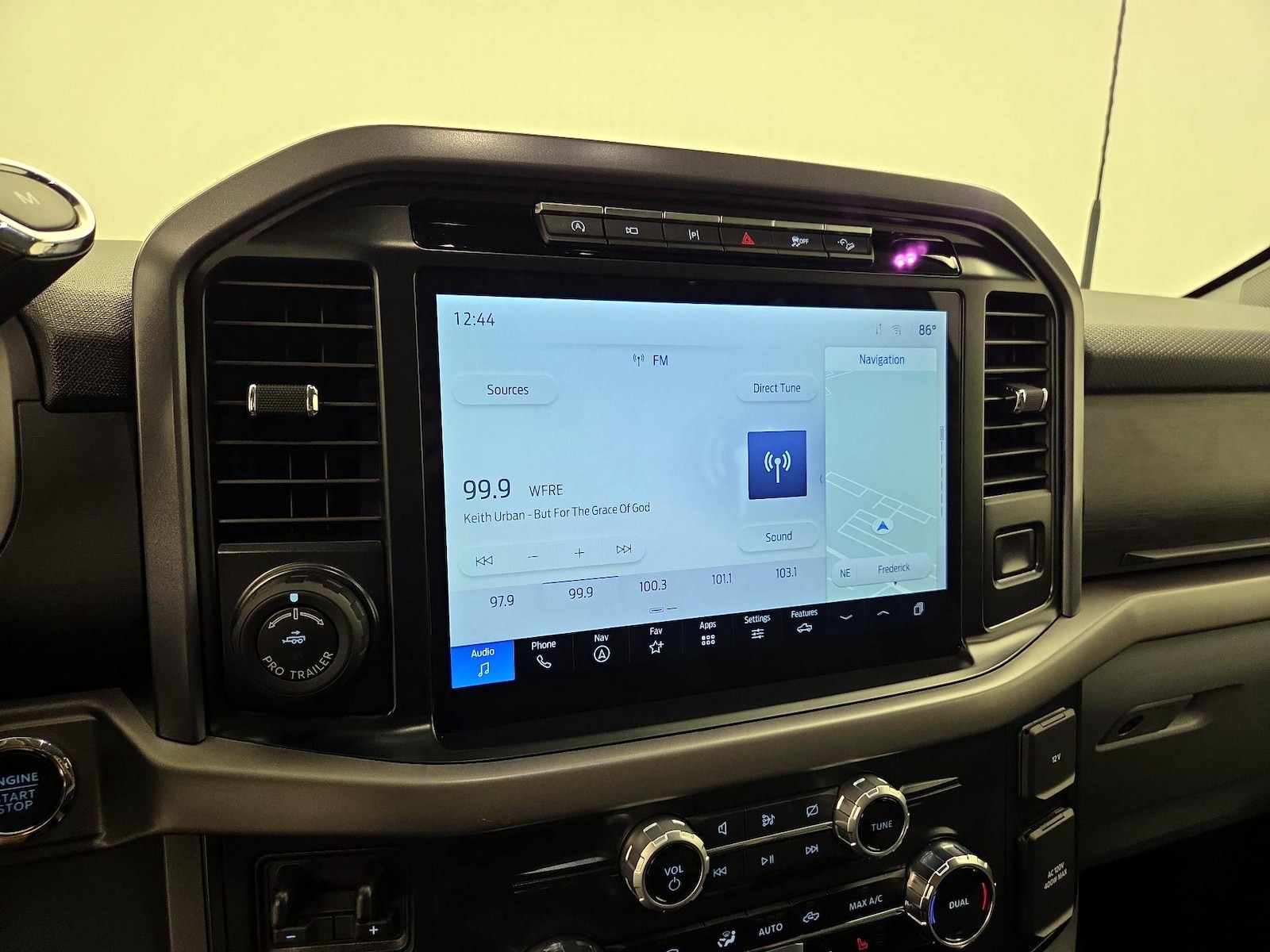 2024 Ford F-150 XLT - Photo 17