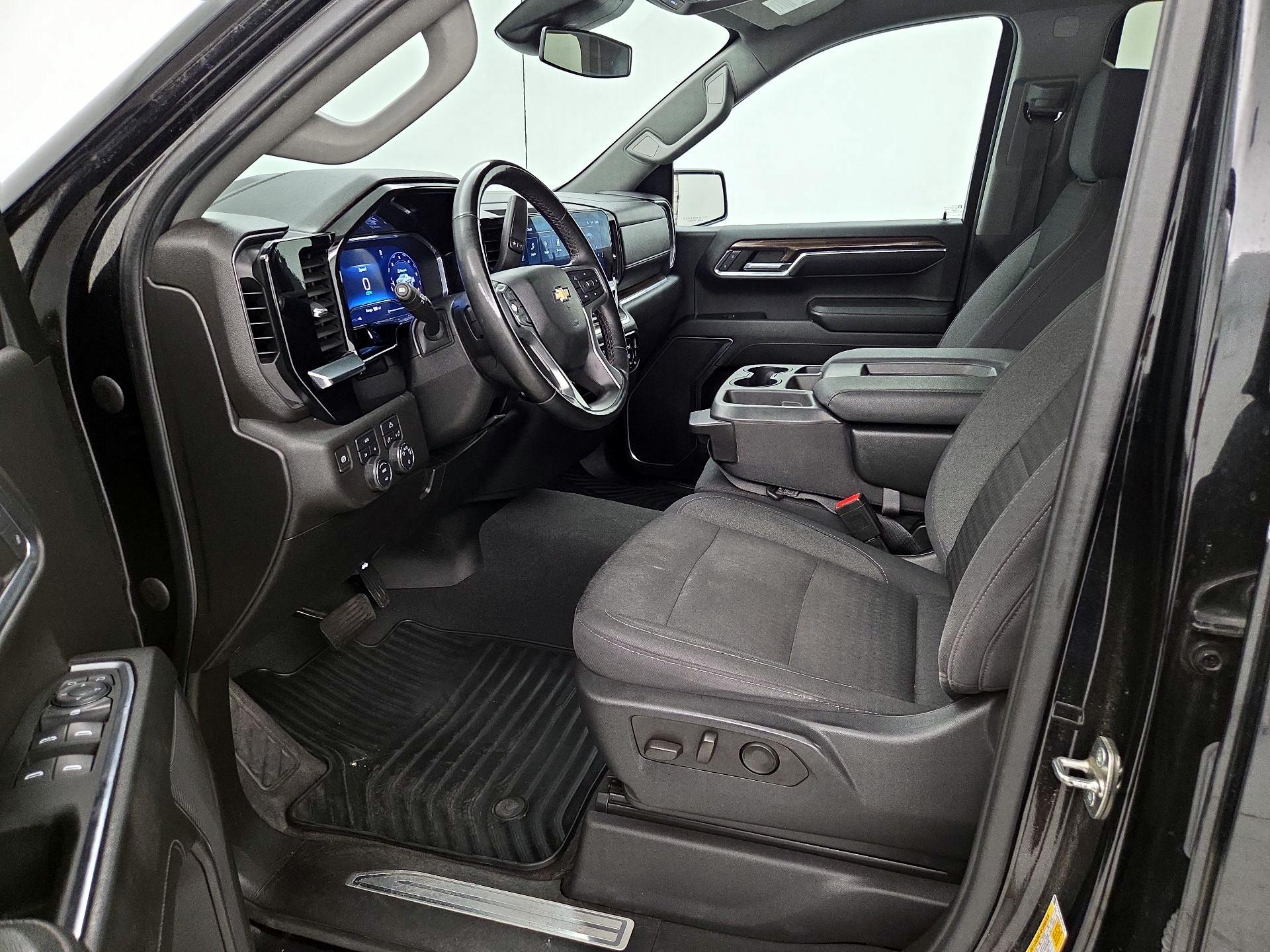 Thumbnail: 2023 Chevrolet Silverado 1500 - 11