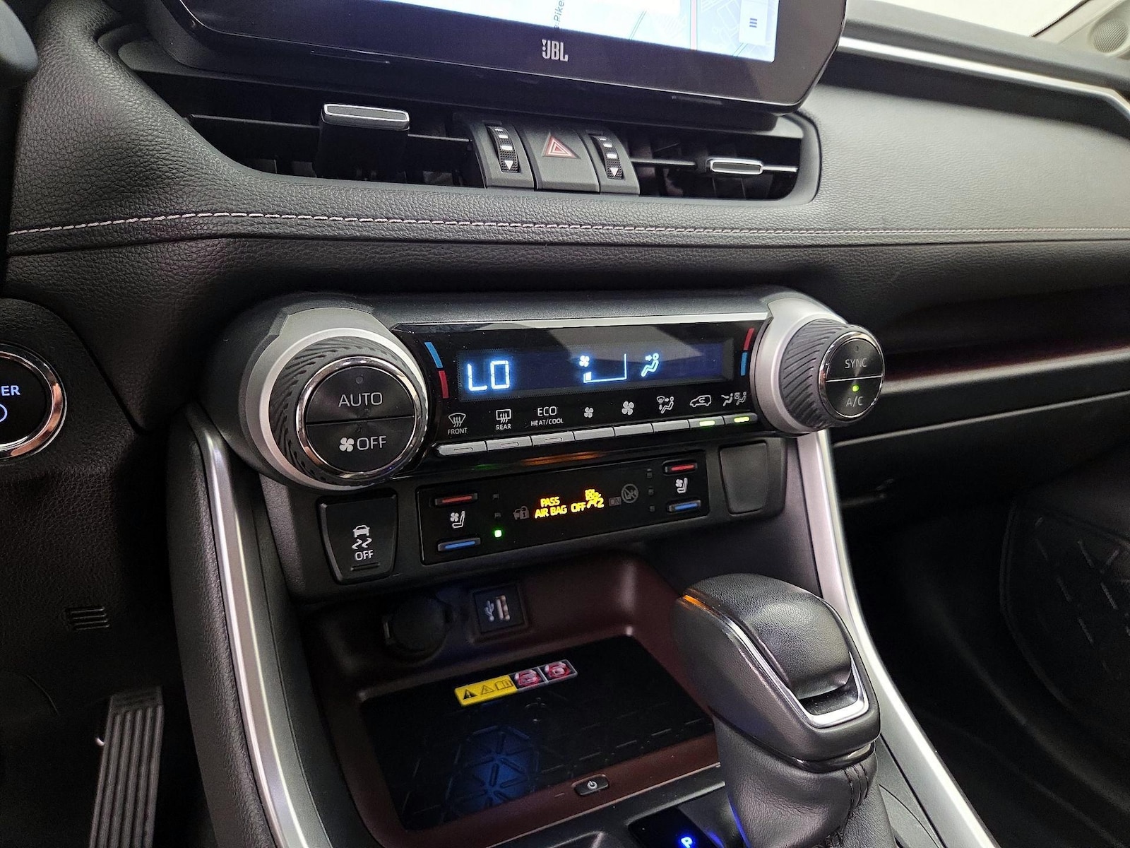 2023 Toyota RAV4 Limited - Photo 18