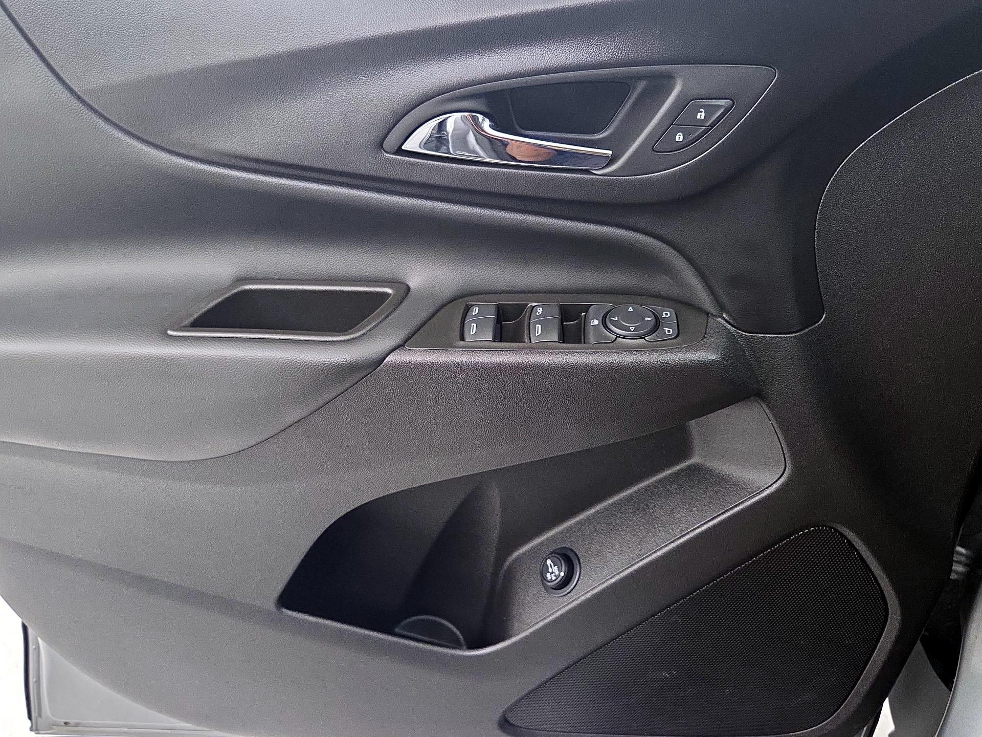Thumbnail: 2024 Chevrolet Equinox - 12