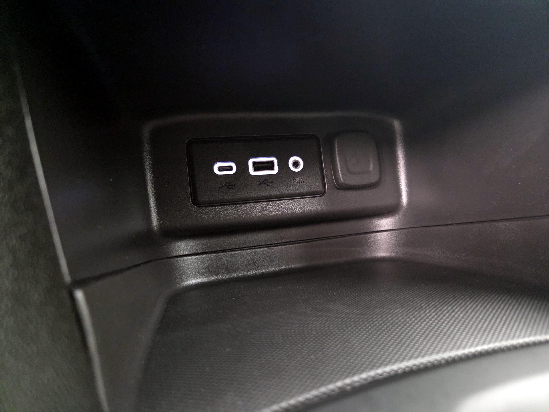 Thumbnail: 2024 Chevrolet Equinox - 18