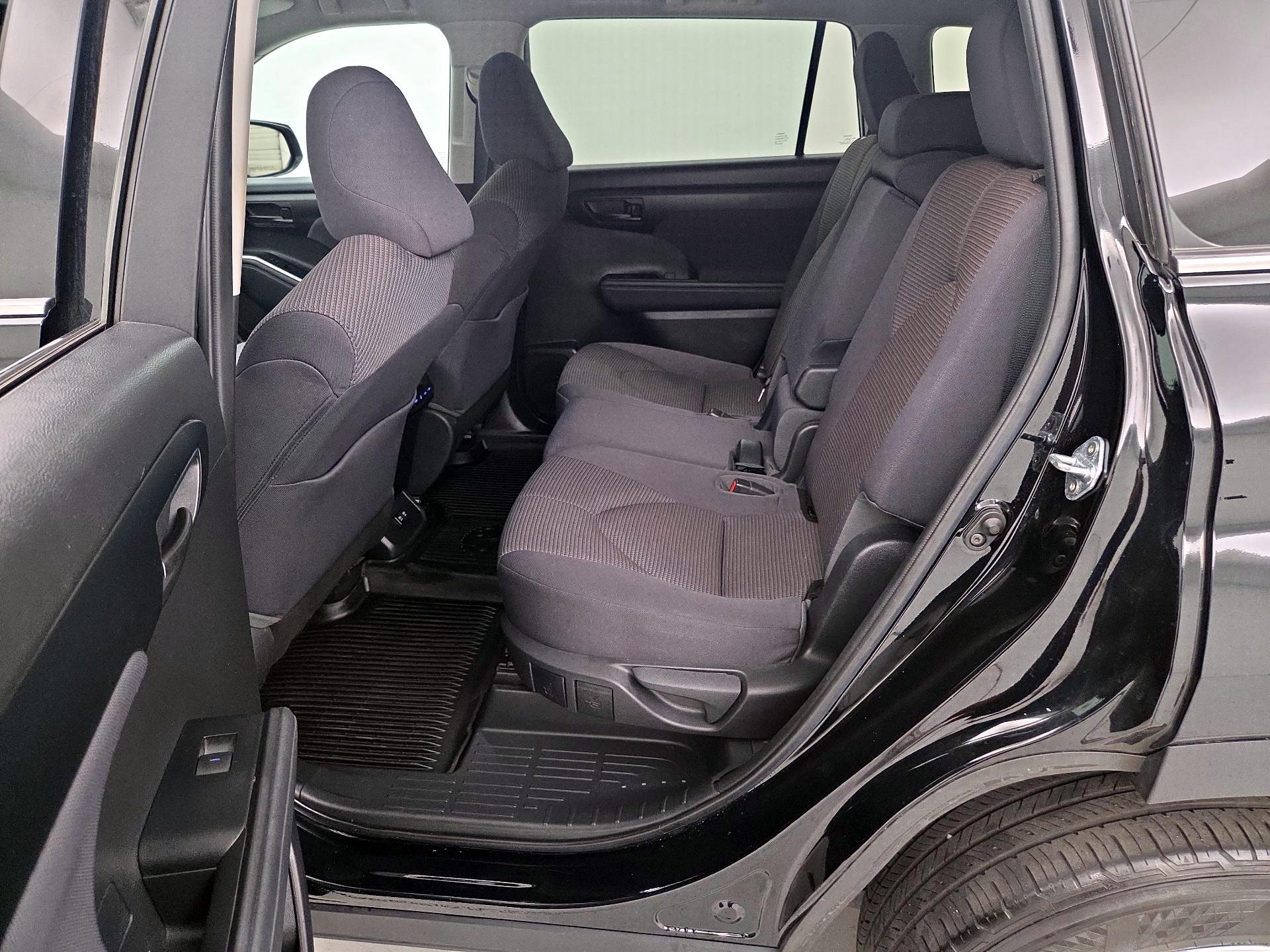 Thumbnail: 2021 Toyota Highlander - 19