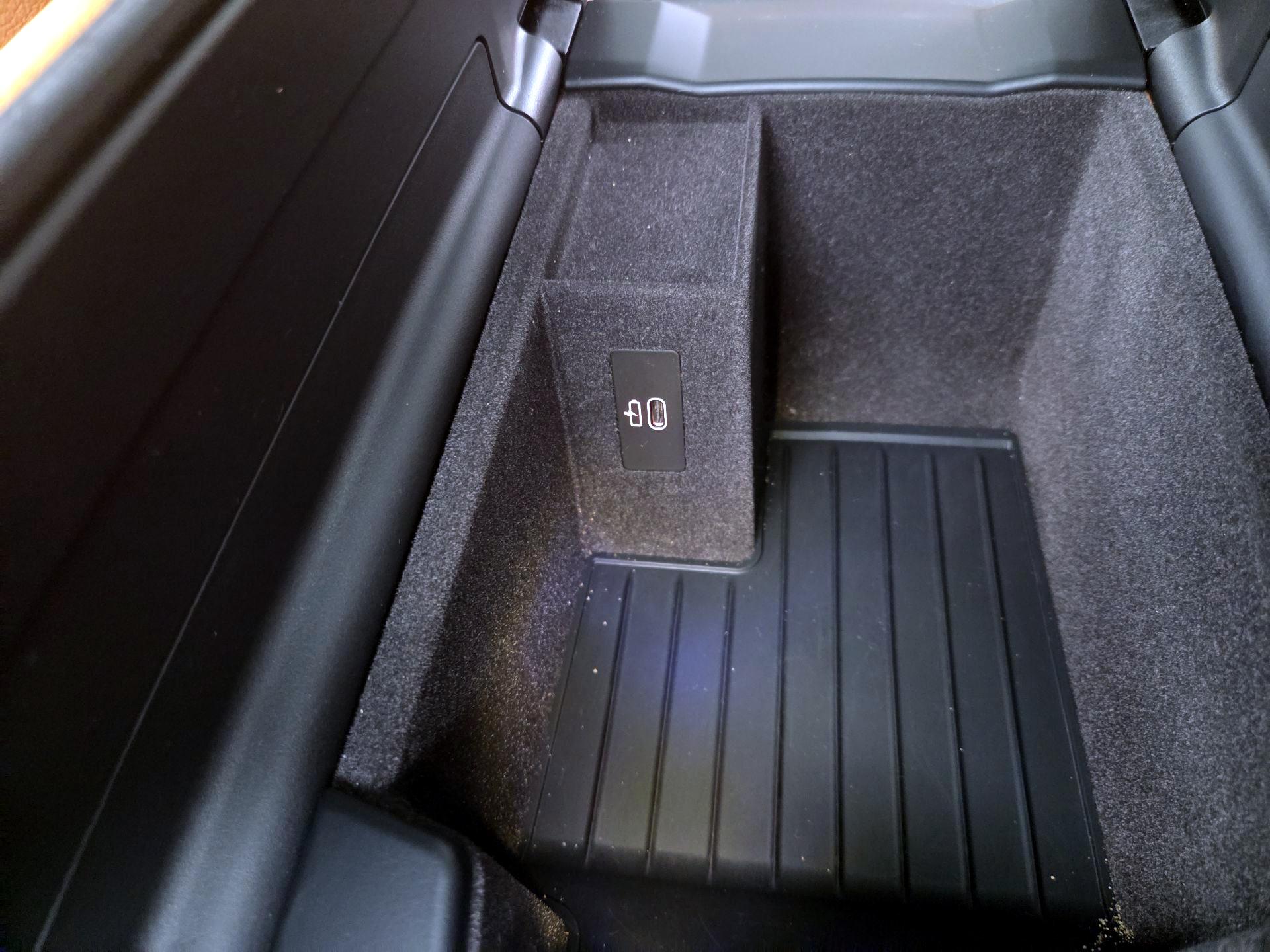 Thumbnail: 2023 BMW 5 Series - 19
