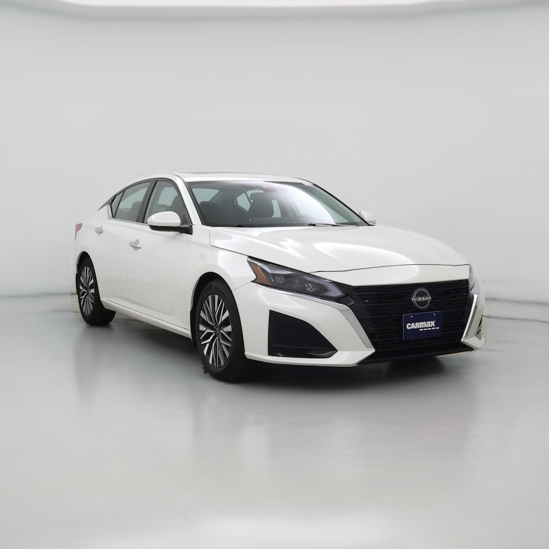 2023 Nissan Altima SV