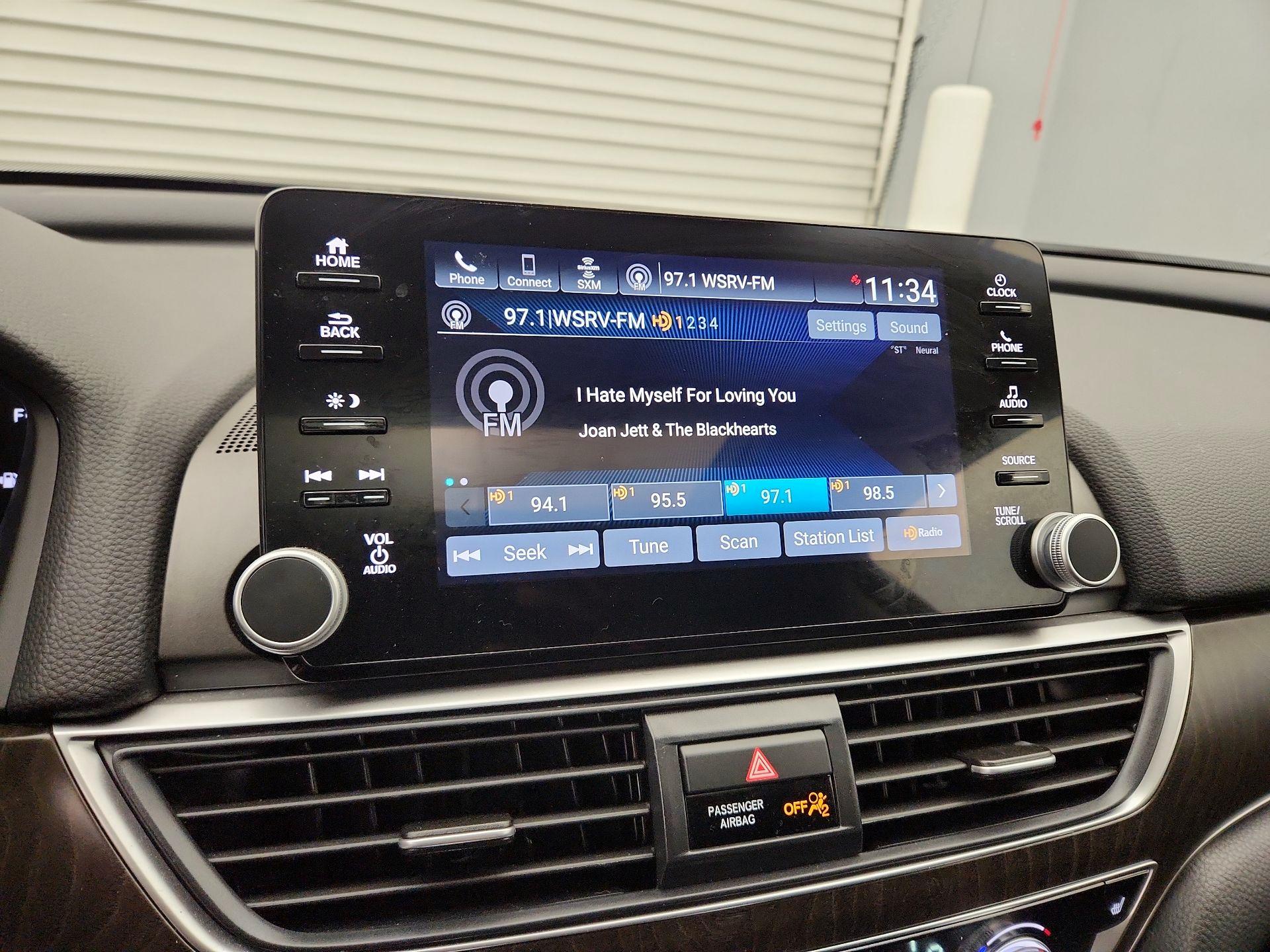 Thumbnail: 2020 Honda Accord - 15