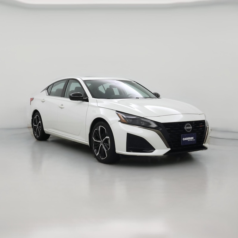 2023 Nissan Altima SR