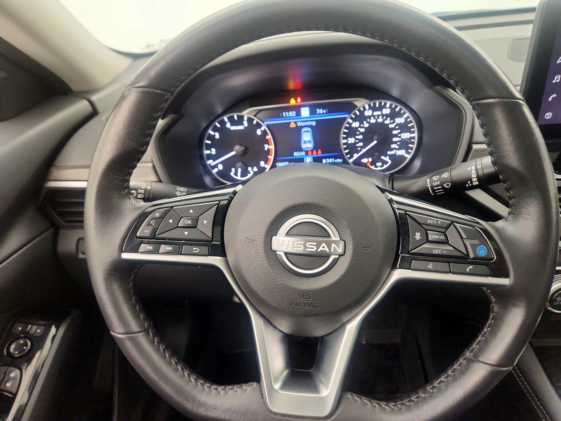Thumbnail: 2023 Nissan Altima - 10