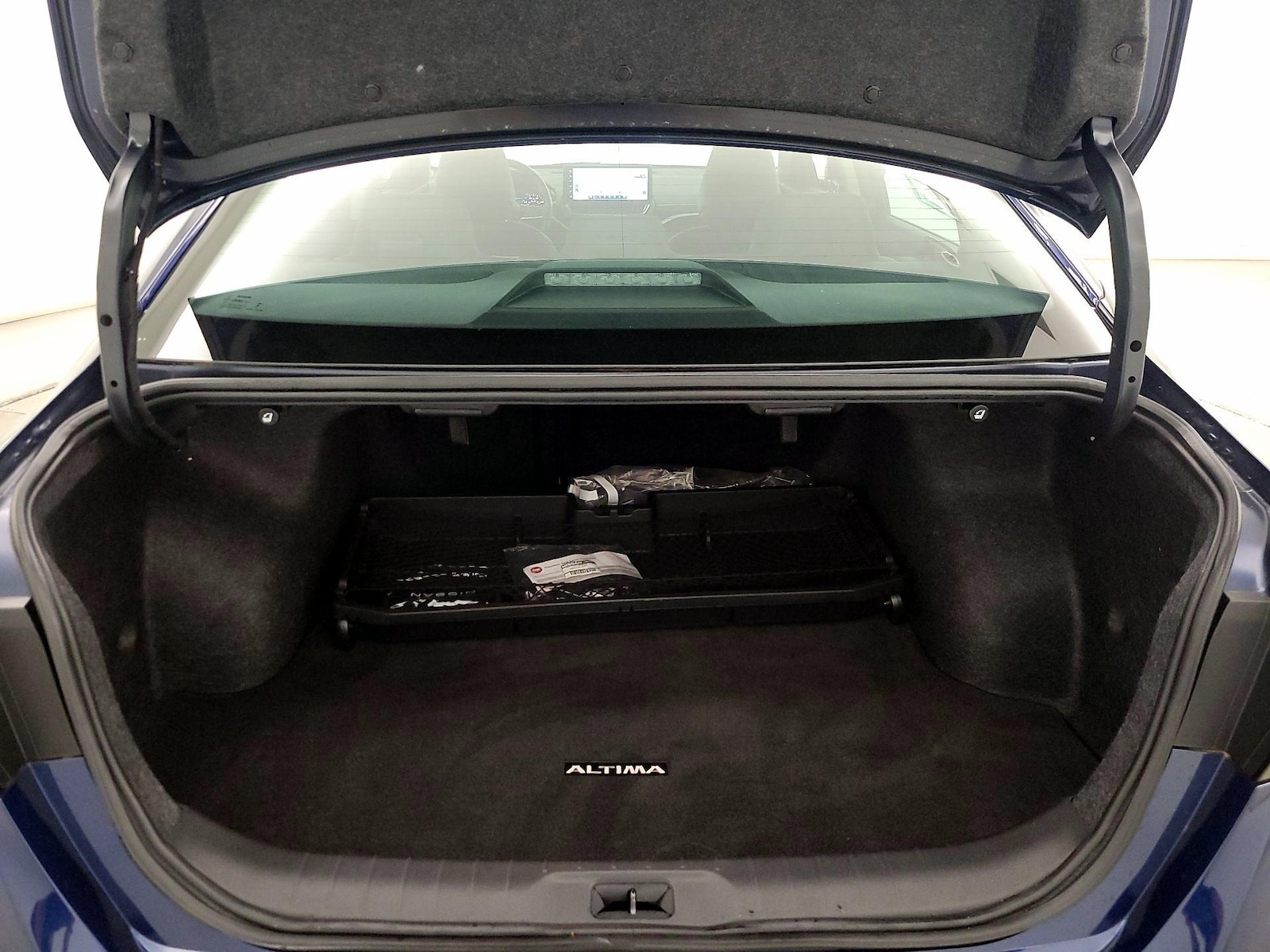 2024 Nissan Altima SR - Photo 23