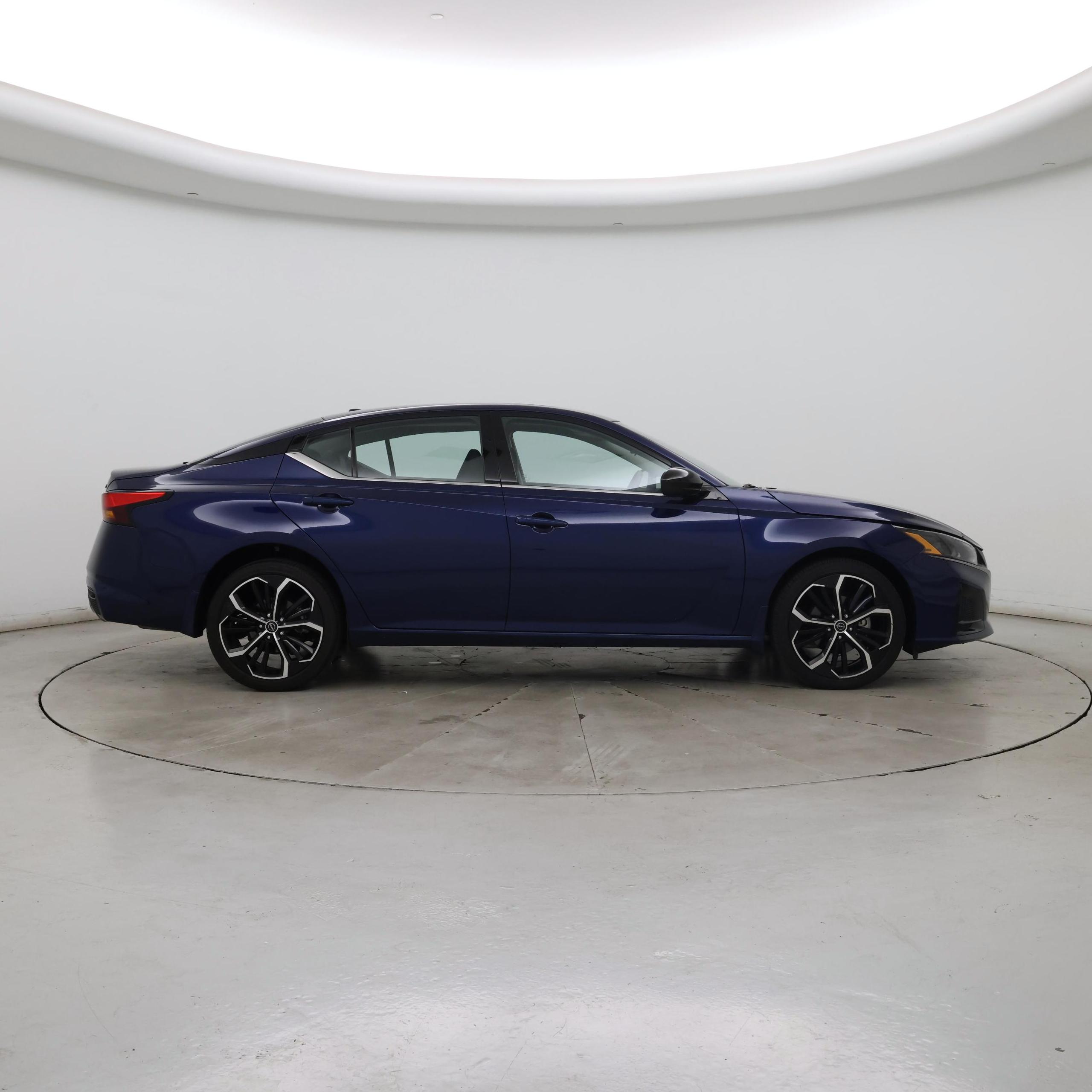 Thumbnail: 2024 Nissan Altima - 7