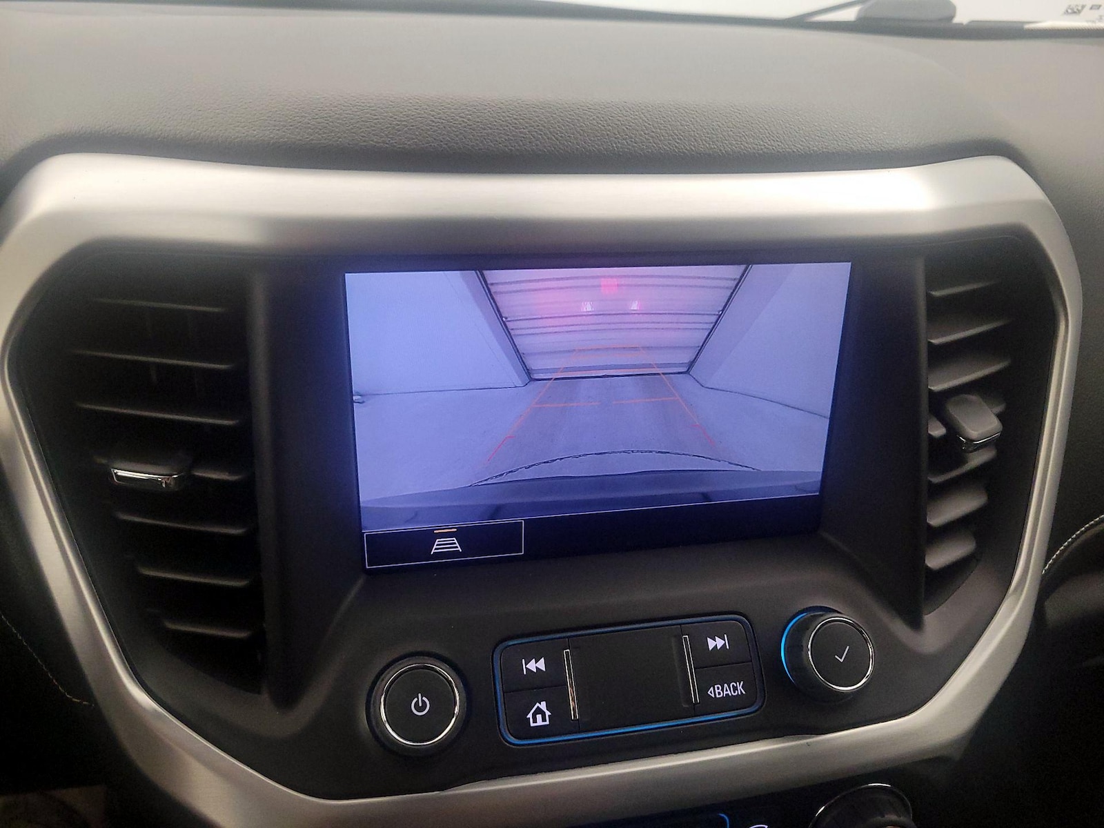 2021 GMC Acadia SLT - Photo 16