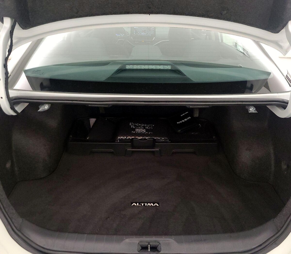 Trunk/Cargo (Seats Up)
