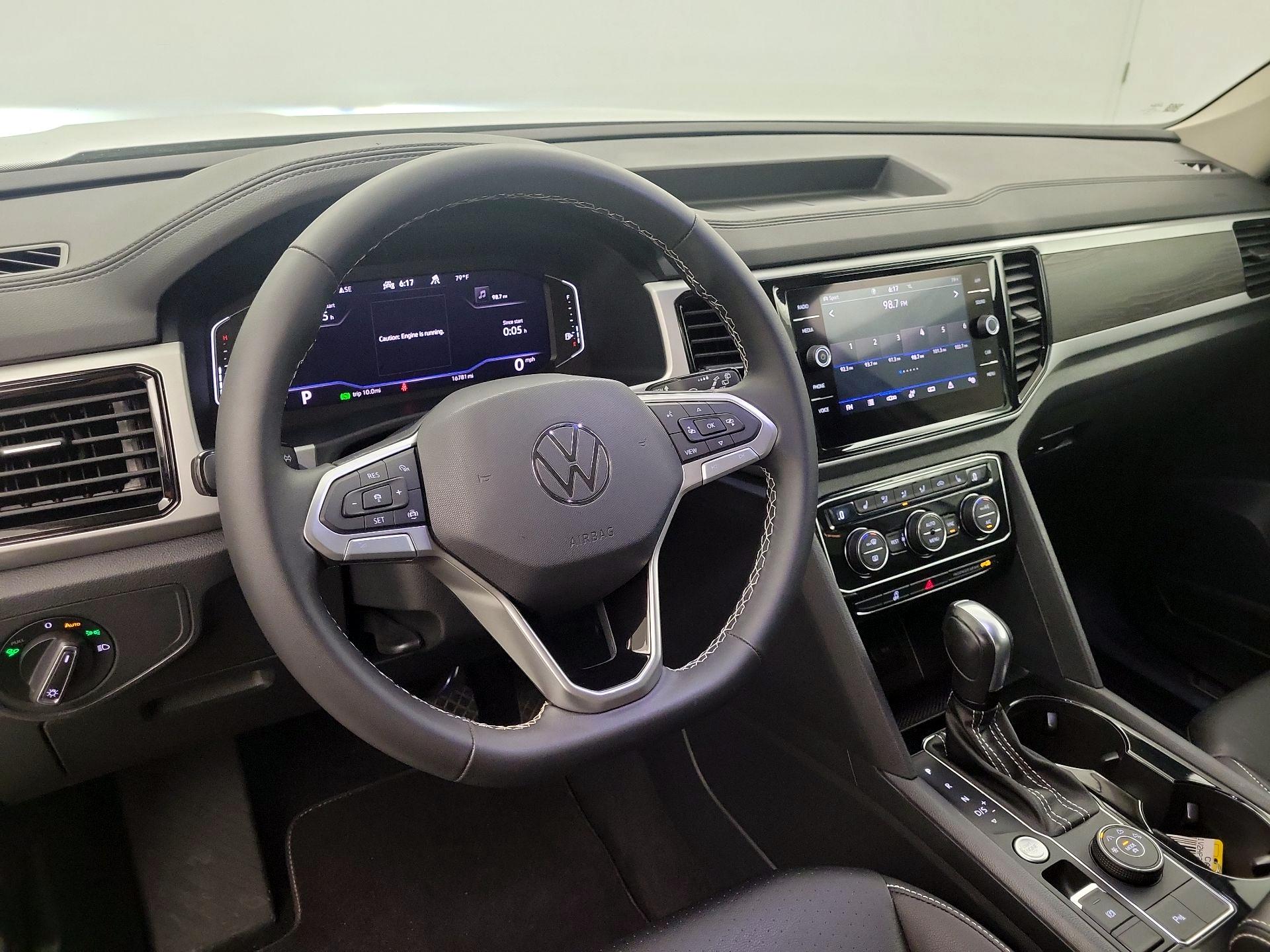 Thumbnail: 2023 Volkswagen Atlas - 9
