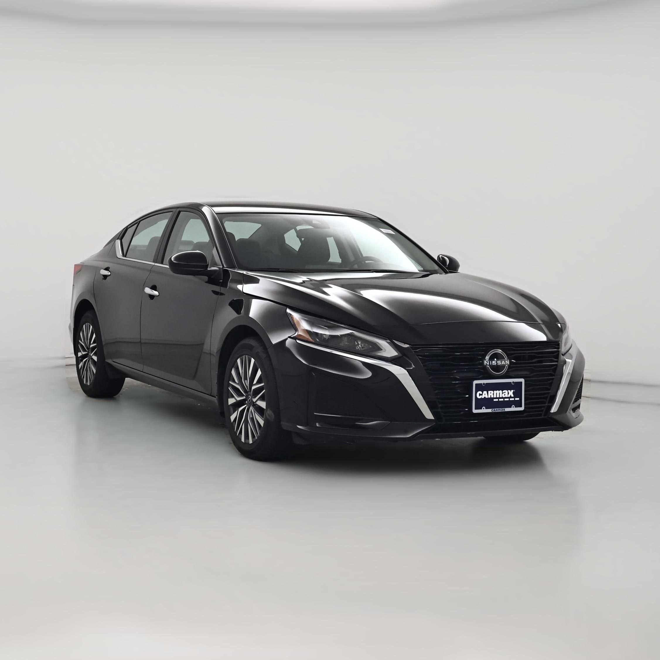 Thumbnail: 2023 Nissan Altima - 1