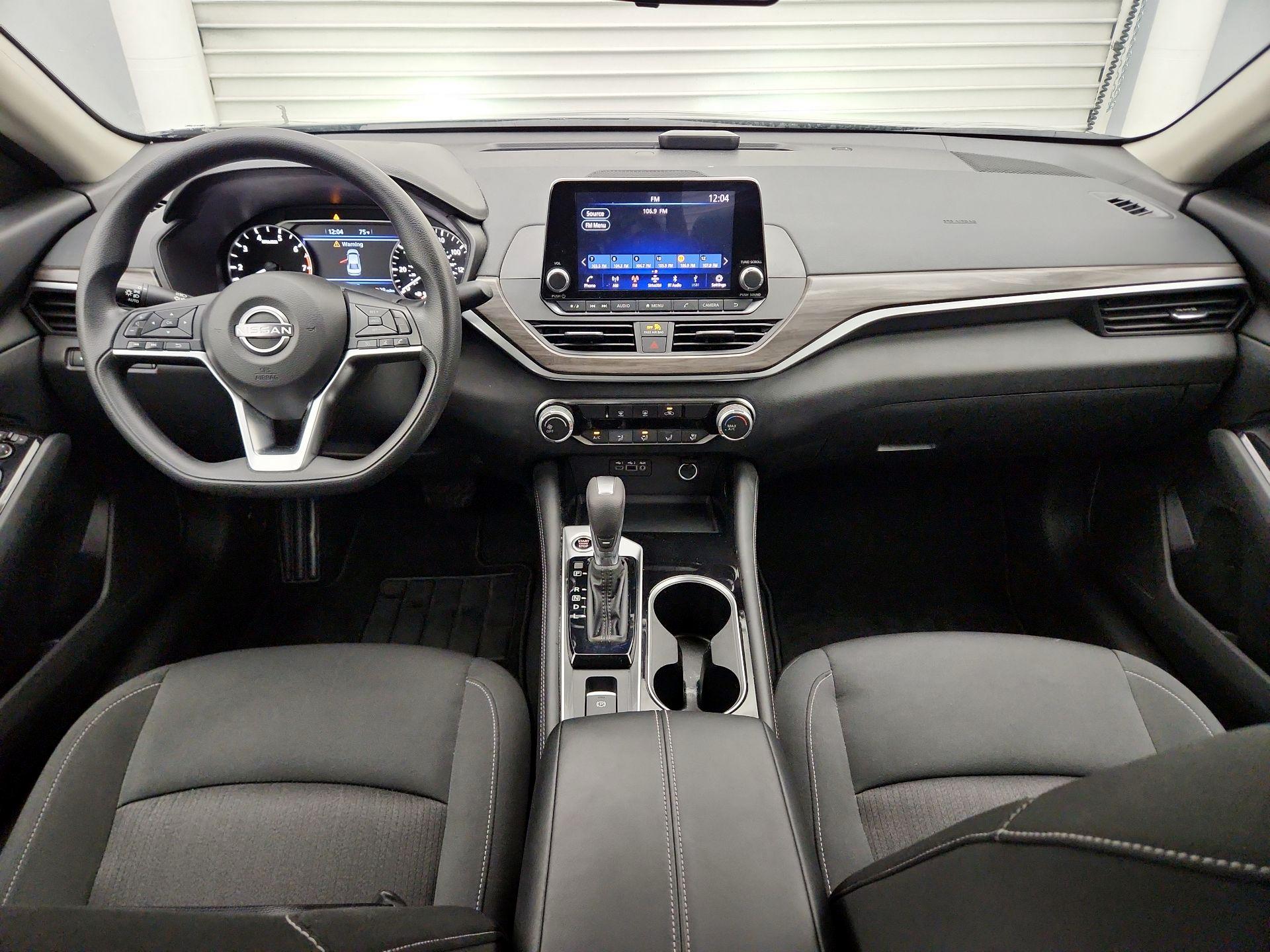 Thumbnail: 2023 Nissan Altima - 9