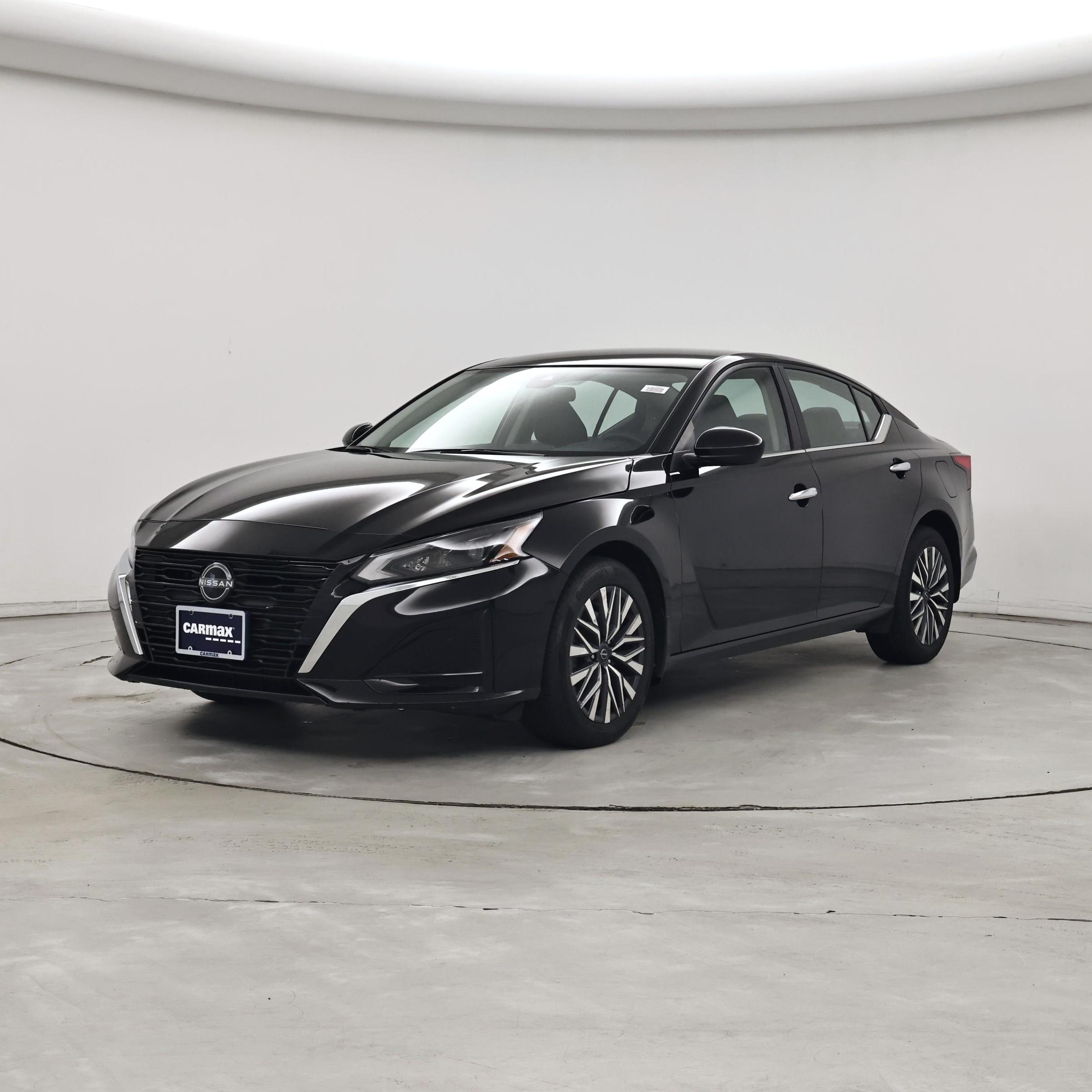 Thumbnail: 2023 Nissan Altima - 4