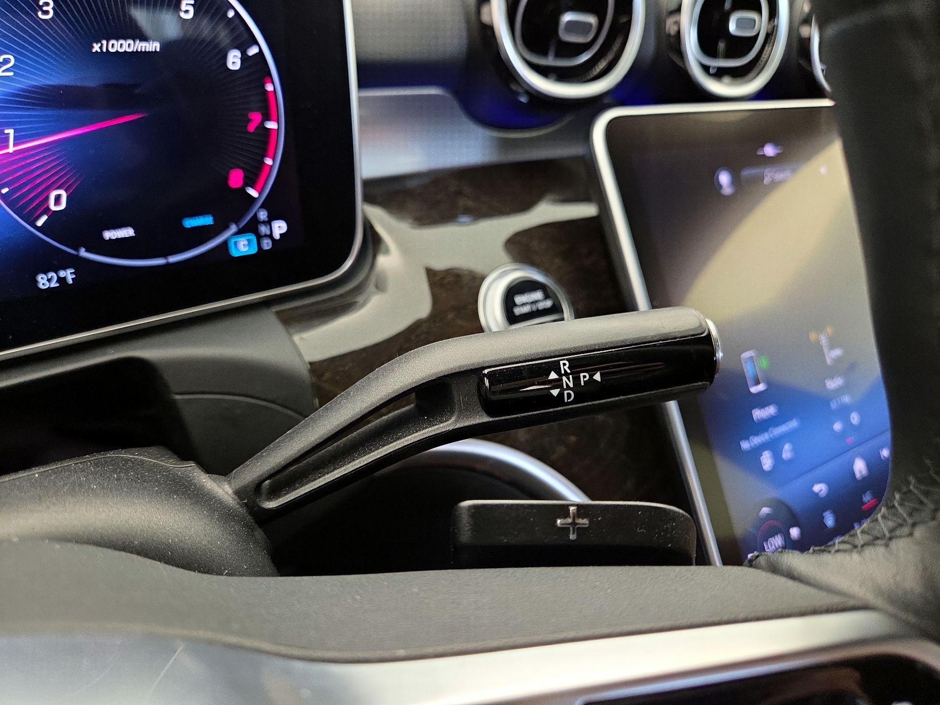 Thumbnail: 2023 Mercedes-Benz C-Class - 17