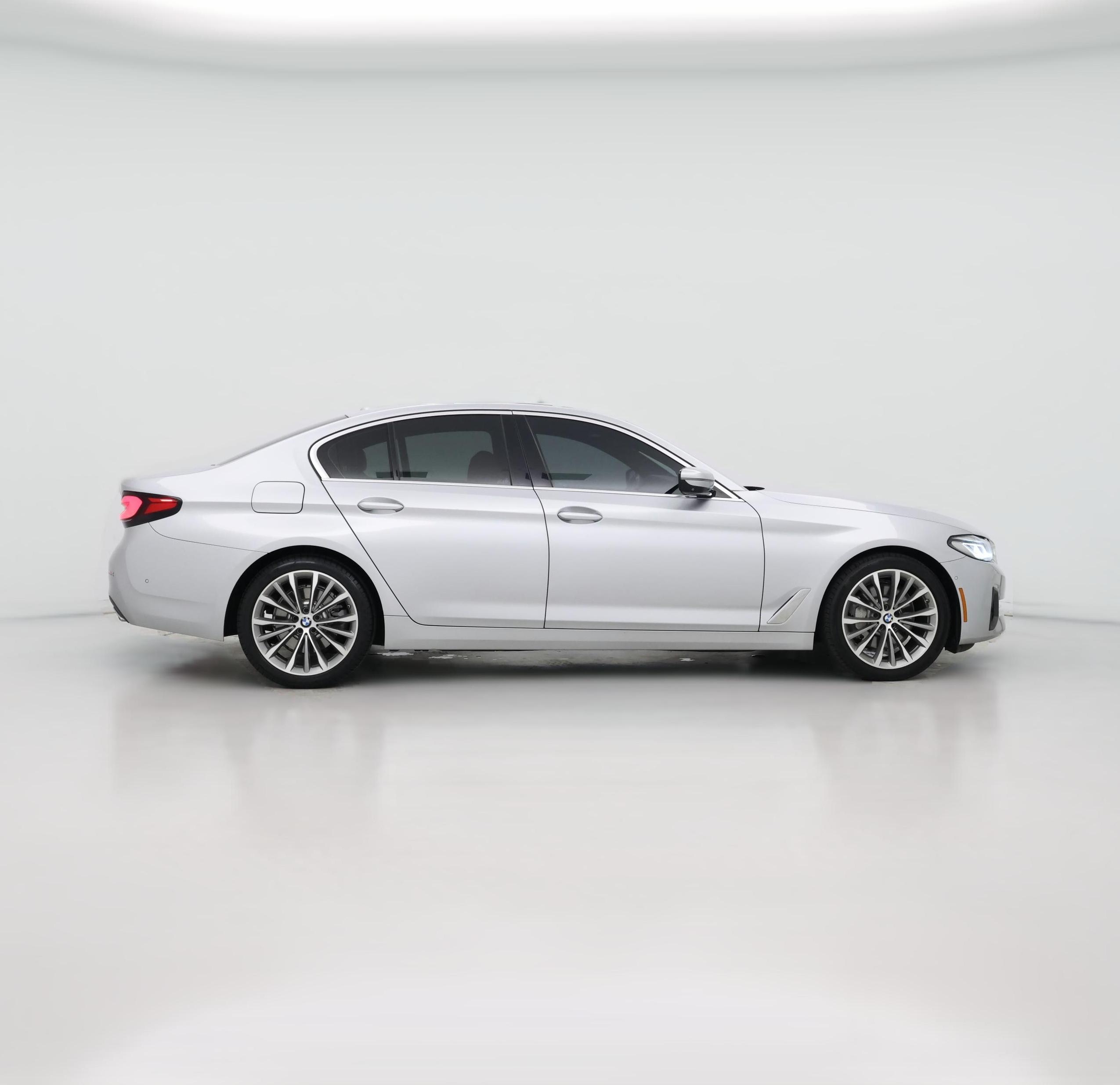 Thumbnail: 2021 BMW 5 Series - 1