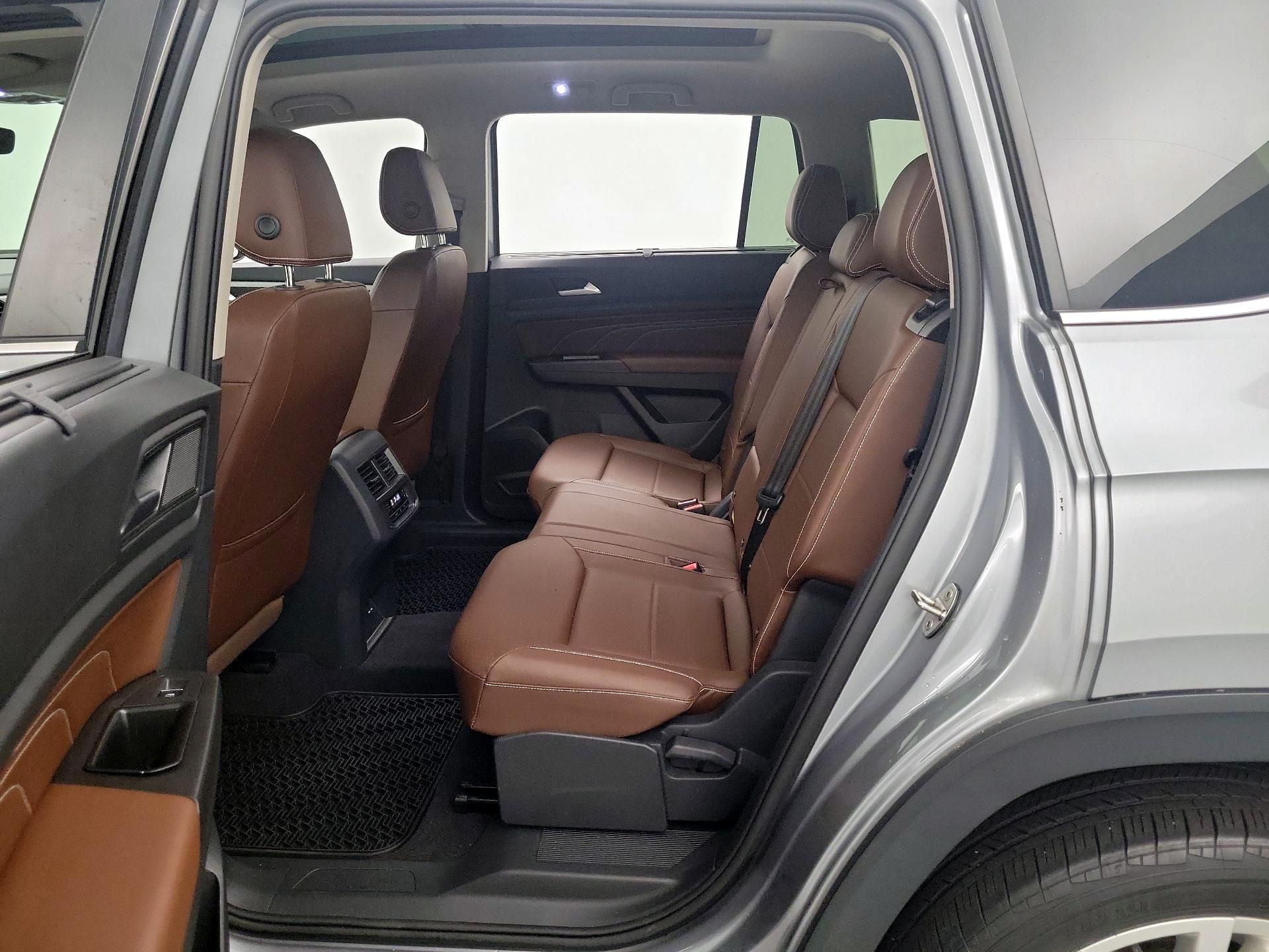 Thumbnail: 2023 Volkswagen Atlas - 20