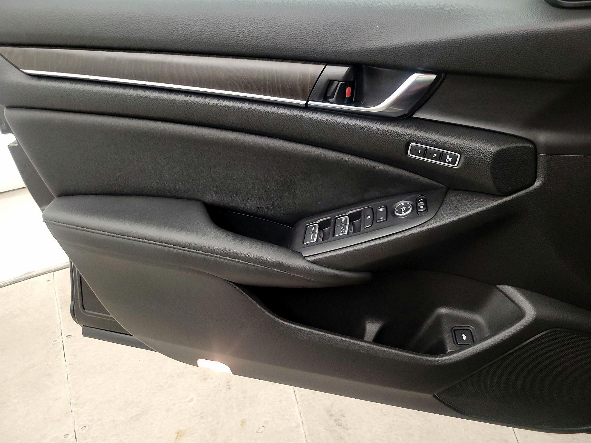 Thumbnail: 2021 Honda Accord - 12