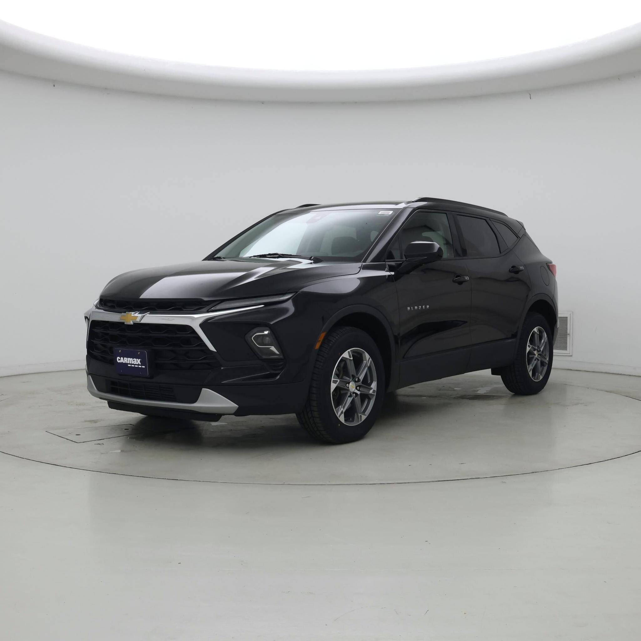 Thumbnail: 2023 Chevrolet Blazer - 4