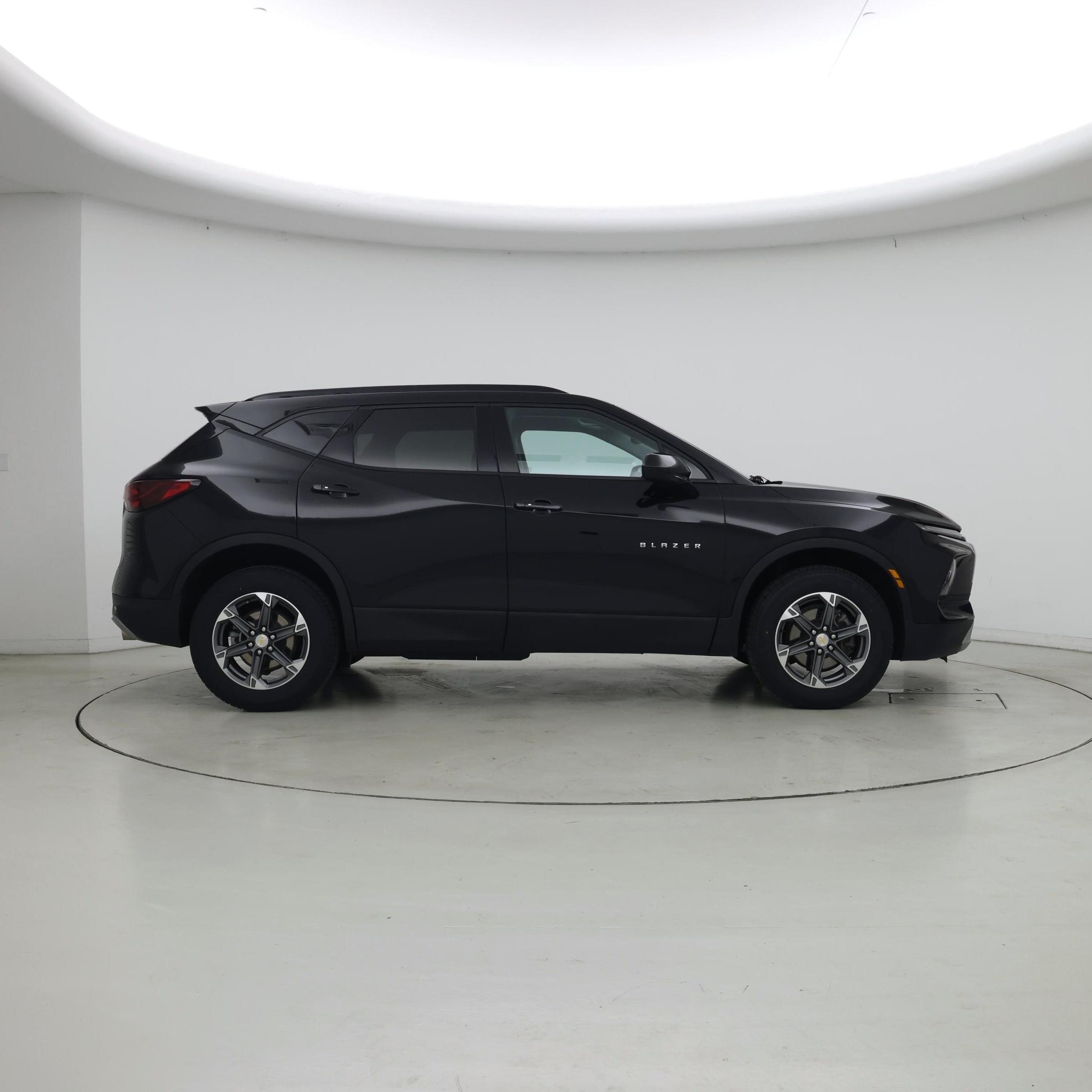 Thumbnail: 2023 Chevrolet Blazer - 7